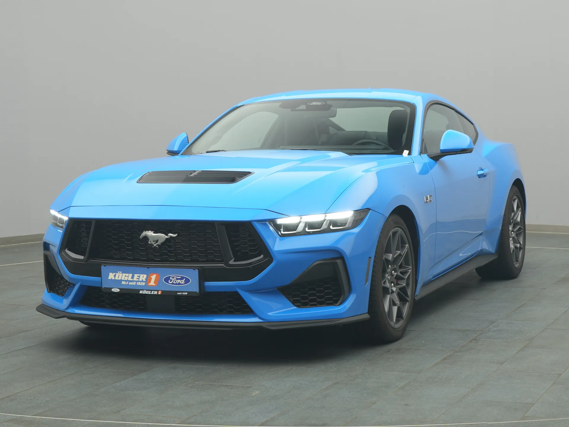 Ford Mustang GT in blau