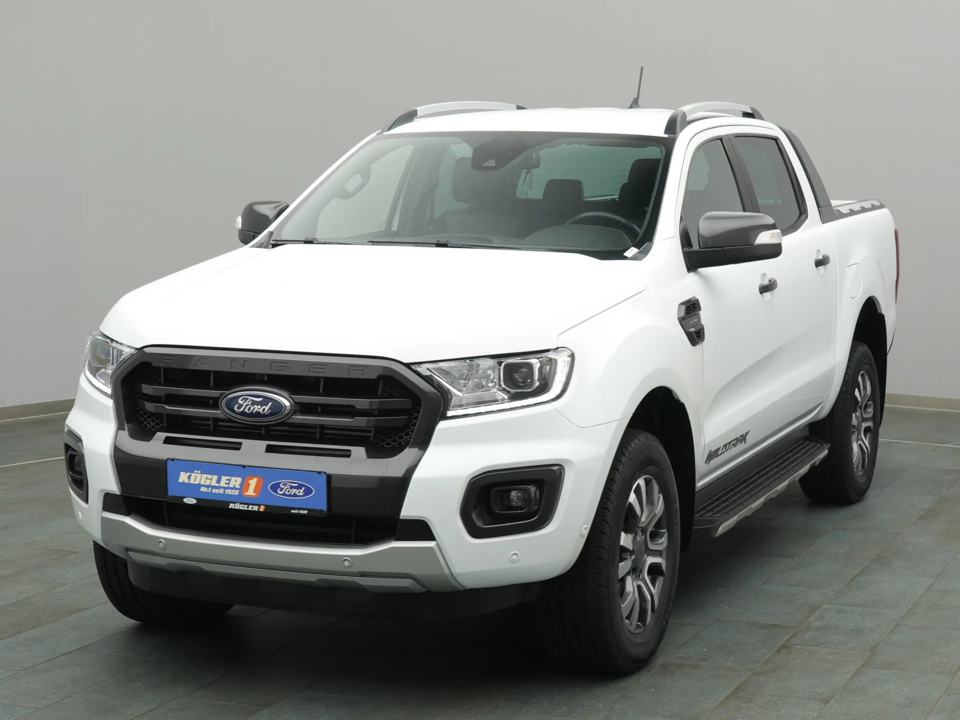 Ford Ranger DoKa Wildtrak in weiss
