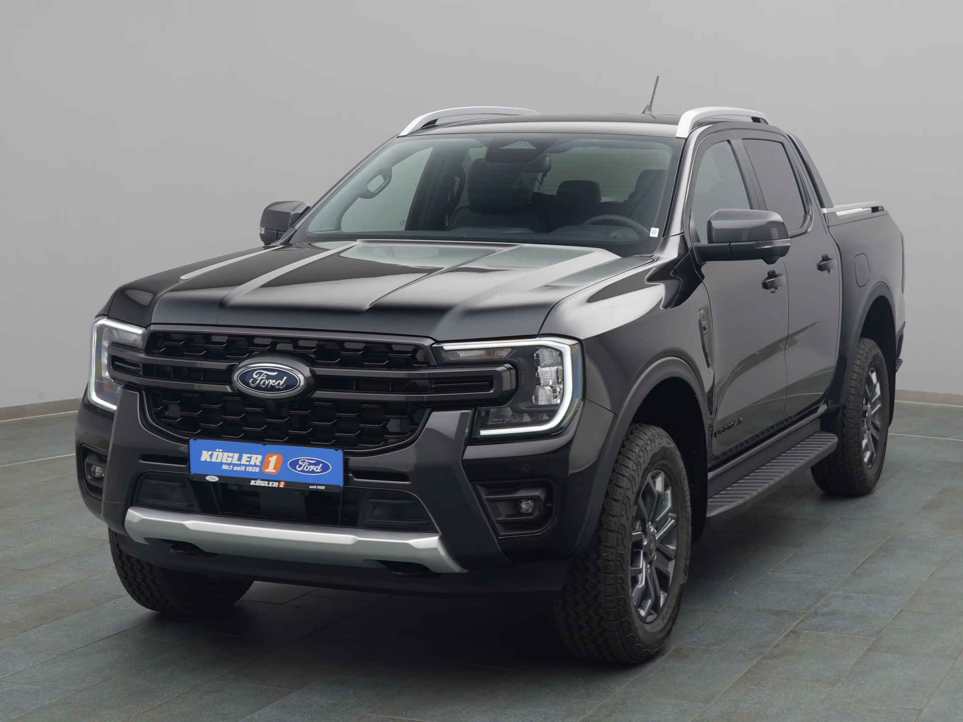Ford Ranger DoKa Wildtrak in schwarz
