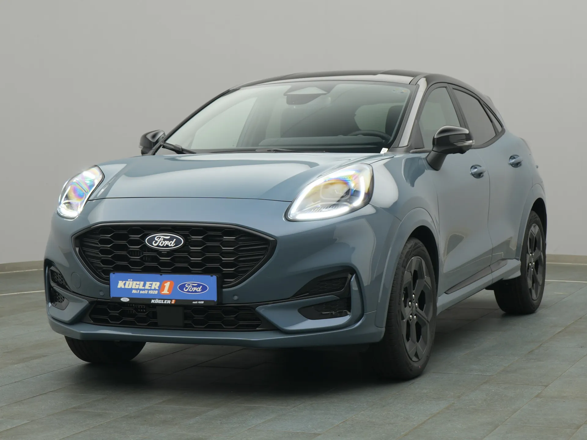 Ford Puma in blau