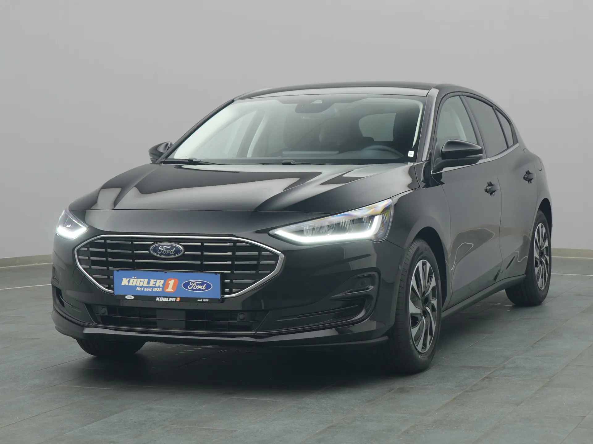 Ford Focus Titanium in schwarz