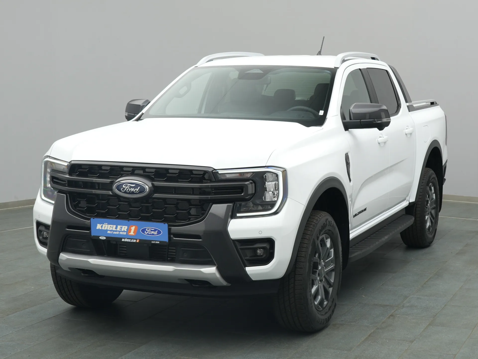 Ford Ranger DoKa Wildtrak in weiss