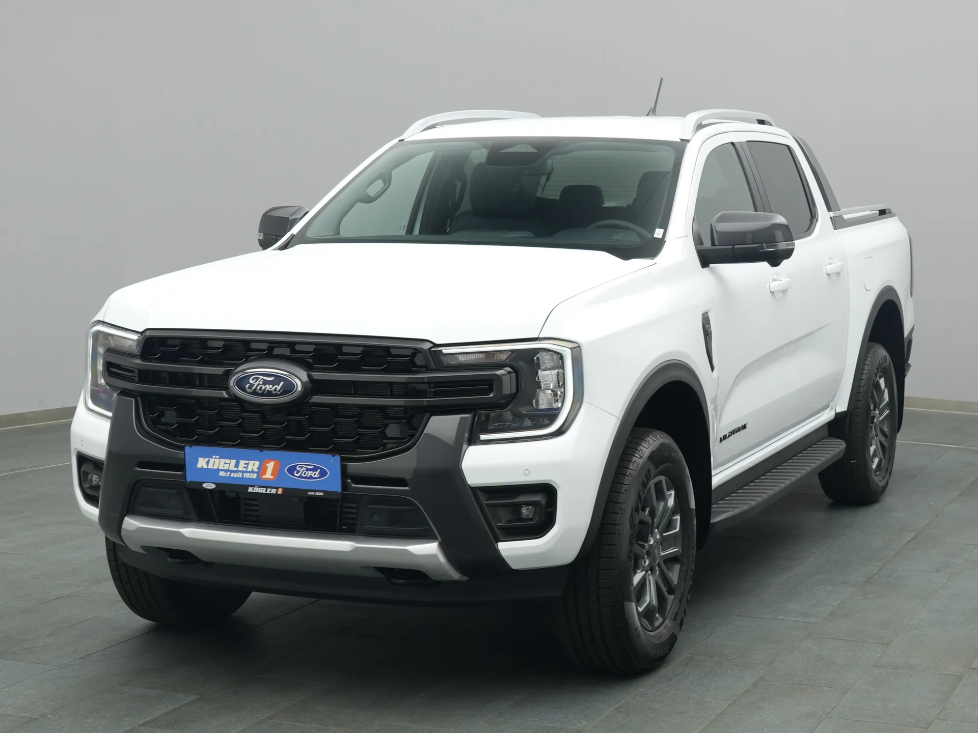 Ford Ranger DoKa Wildtrak in weiss