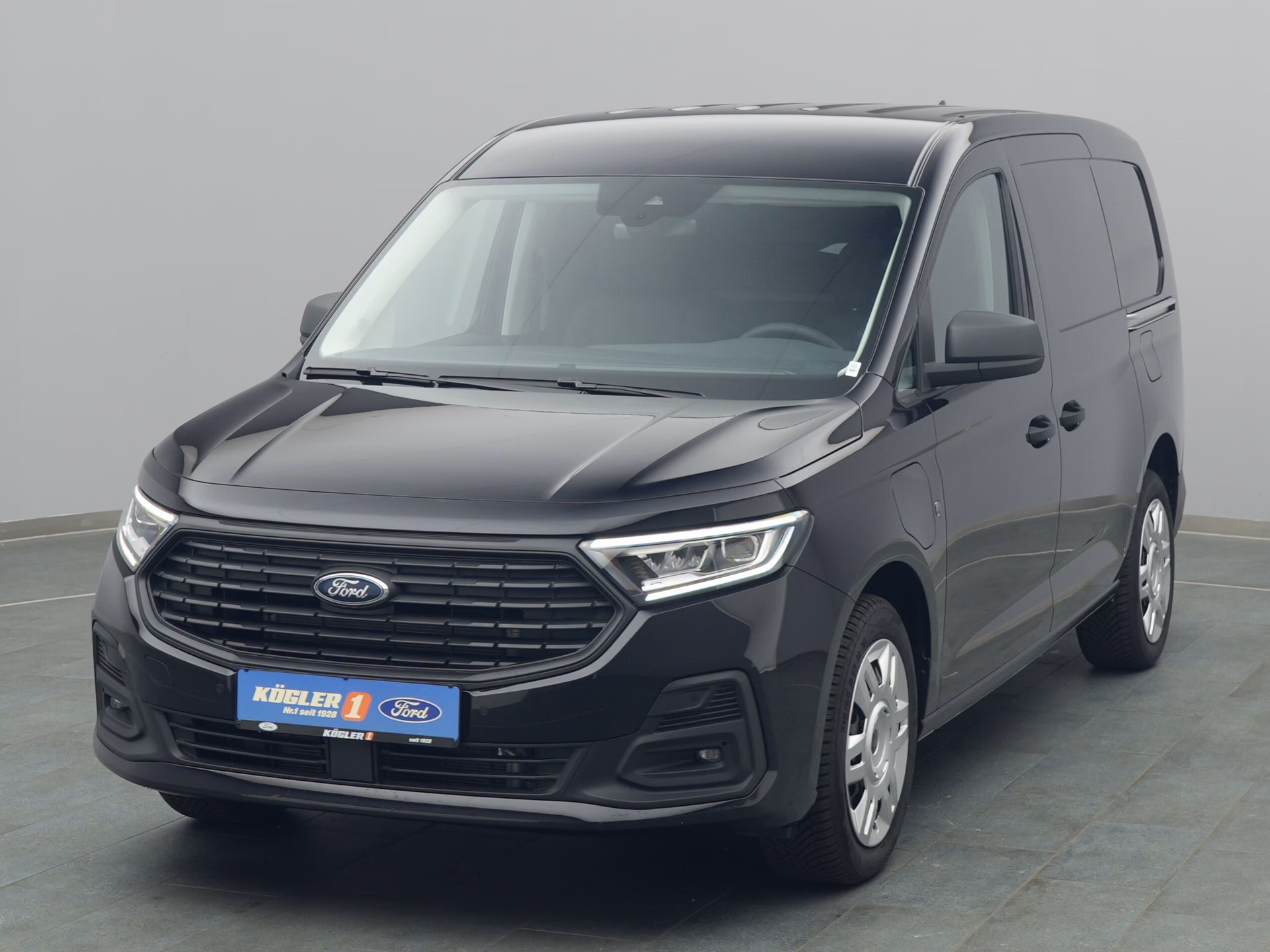 Ford Transit Connect Kasten in schwarz