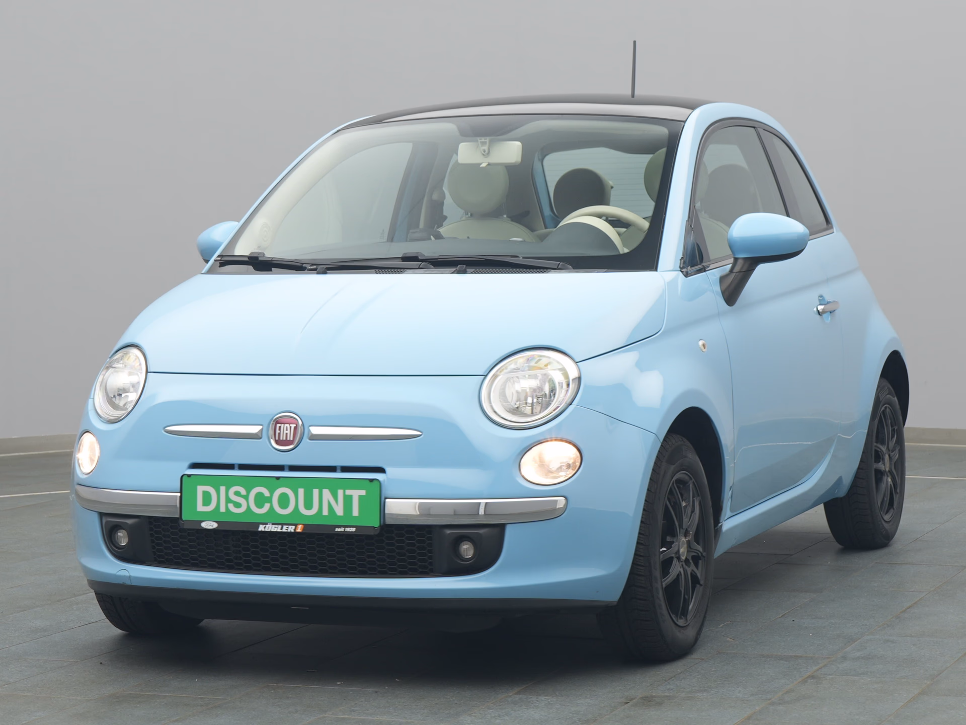 Fiat 500 in blau