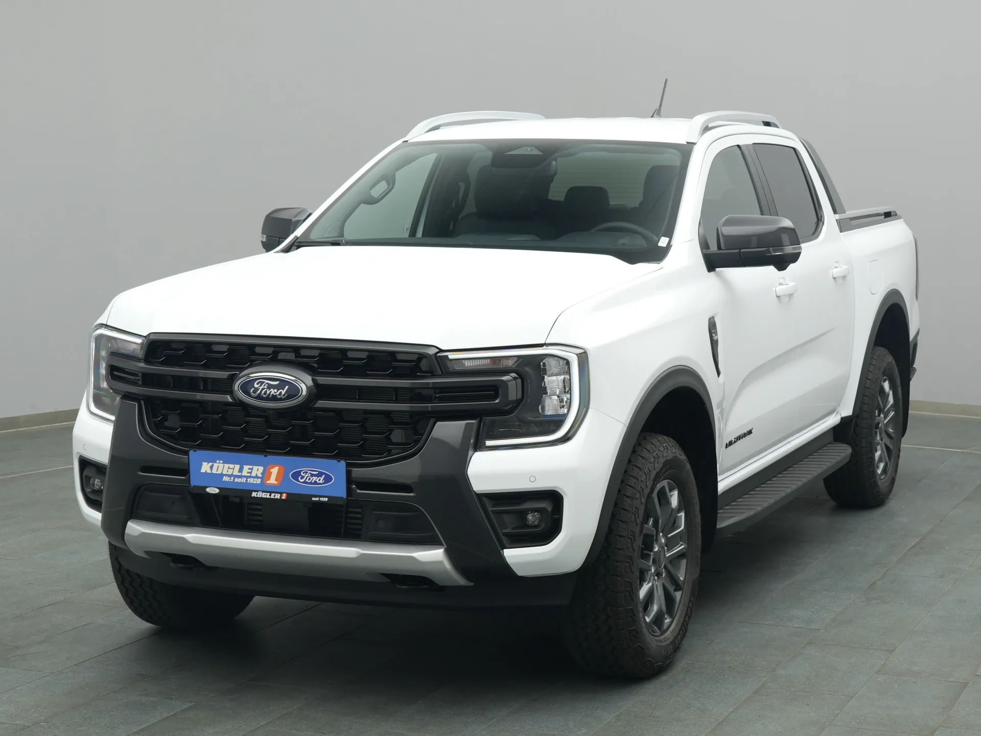 Ford Ranger DoKa Wildtrak in weiss
