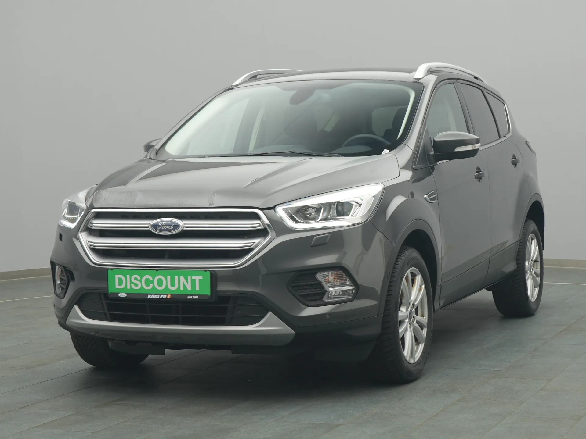 Ford Kuga Cool&Connect in grau