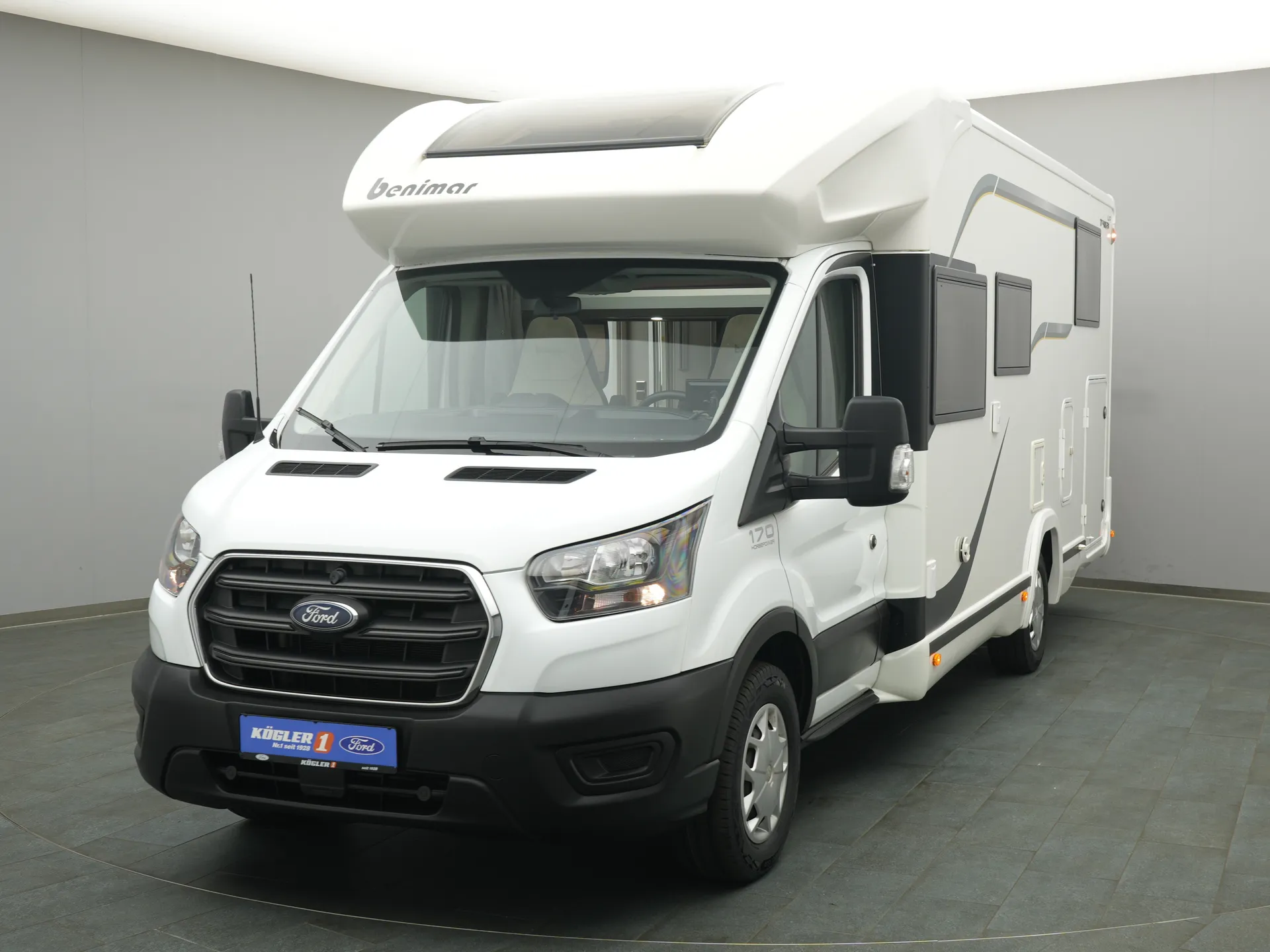 Ford Transit Kasten in weiss