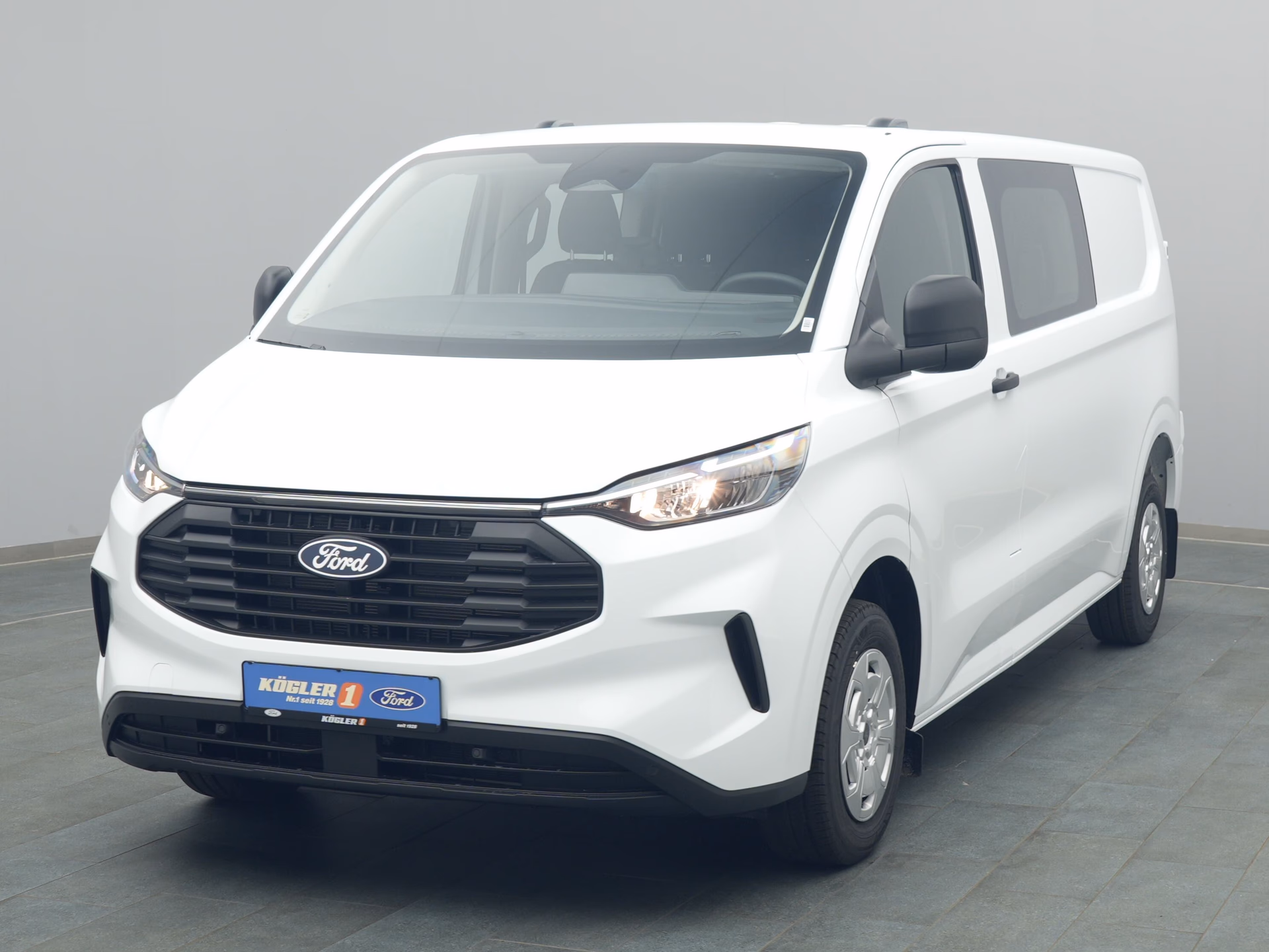 Ford Transit Custom Kasten Doka in weiss