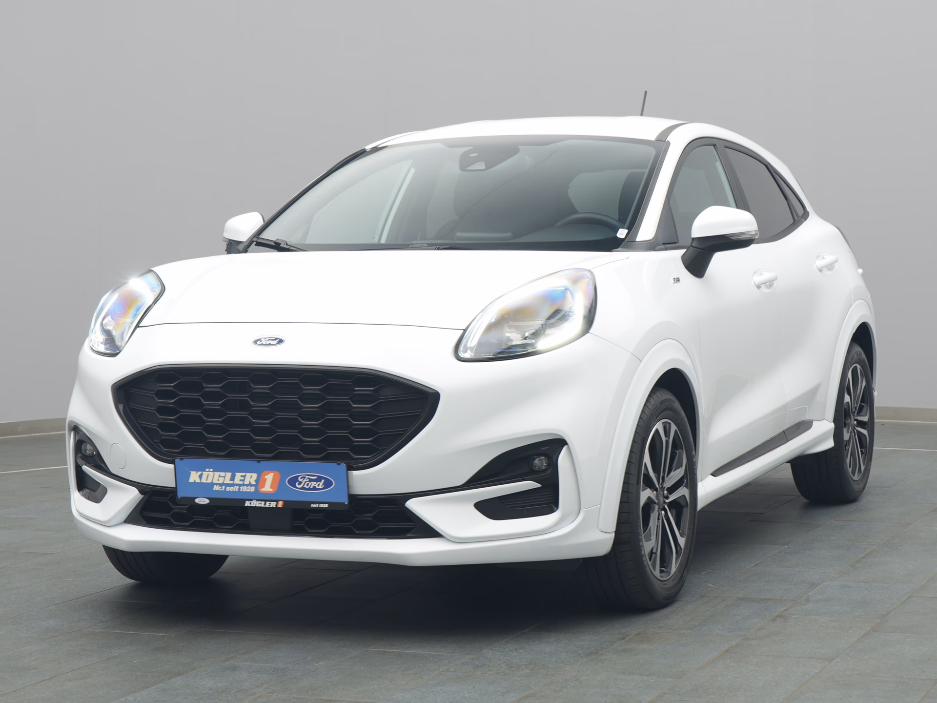 Ford Puma ST-Line in weiss