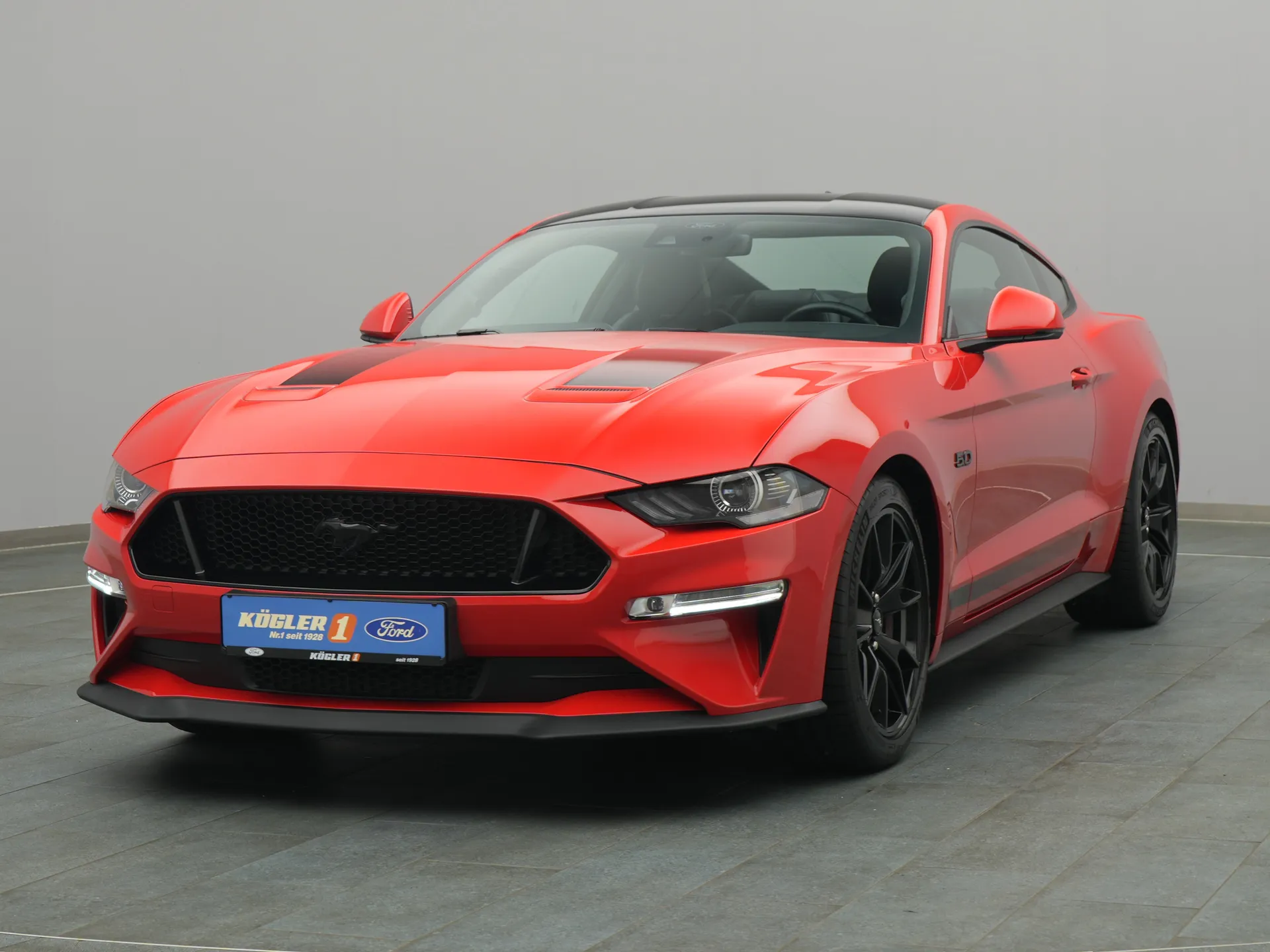 Ford Mustang GT in rot
