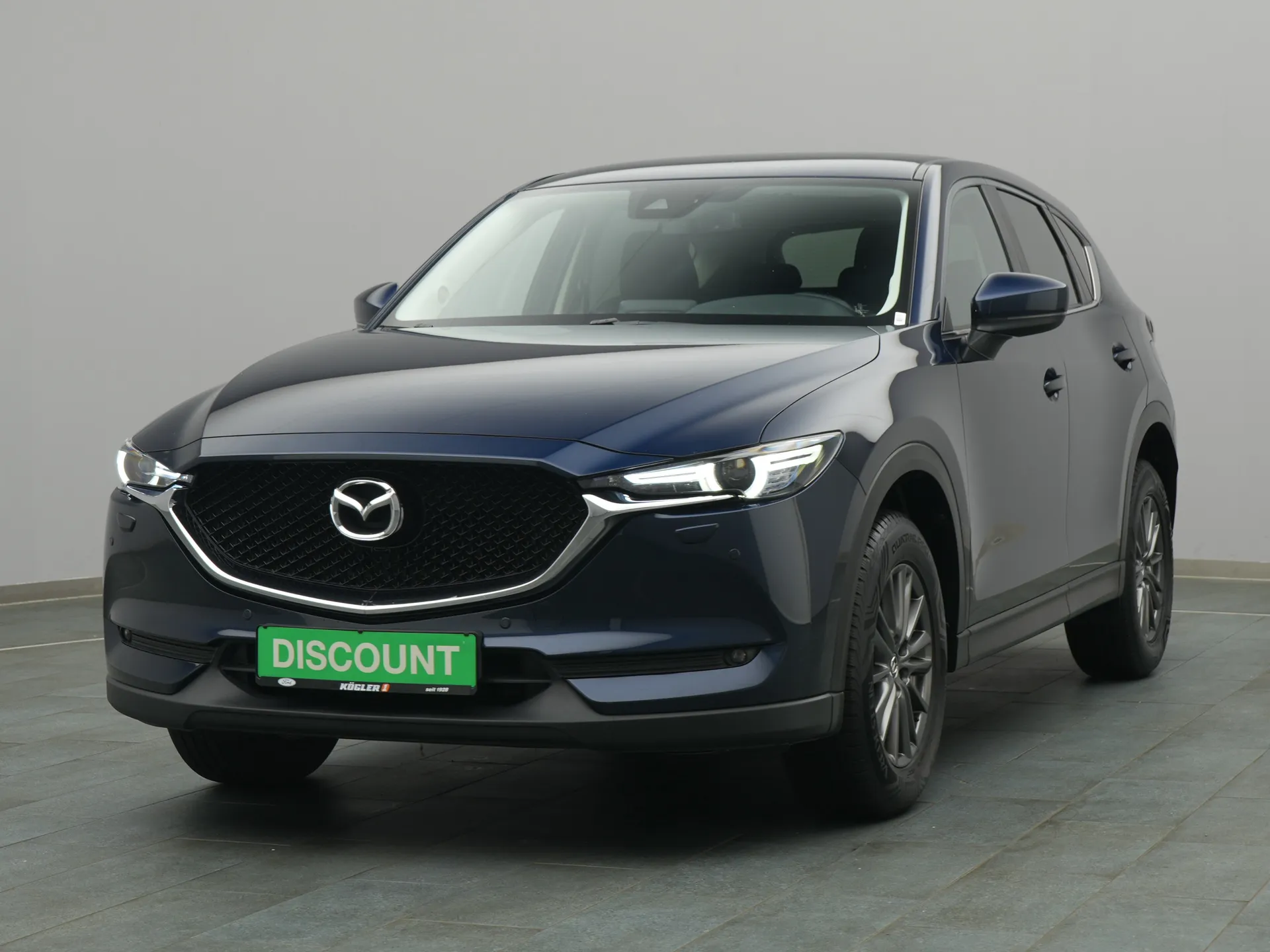Mazda CX-5 in blau