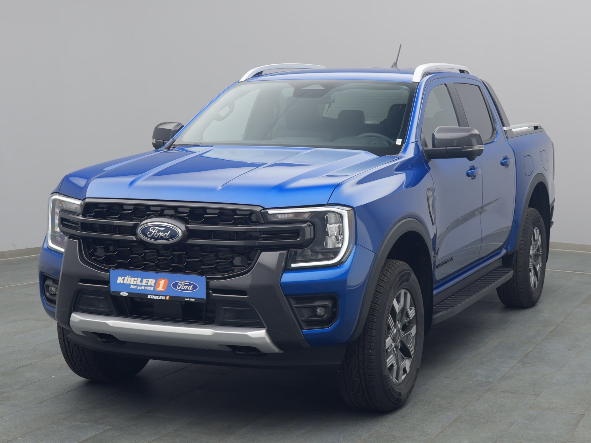 Ford Ranger DoKa Wildtrak in blau