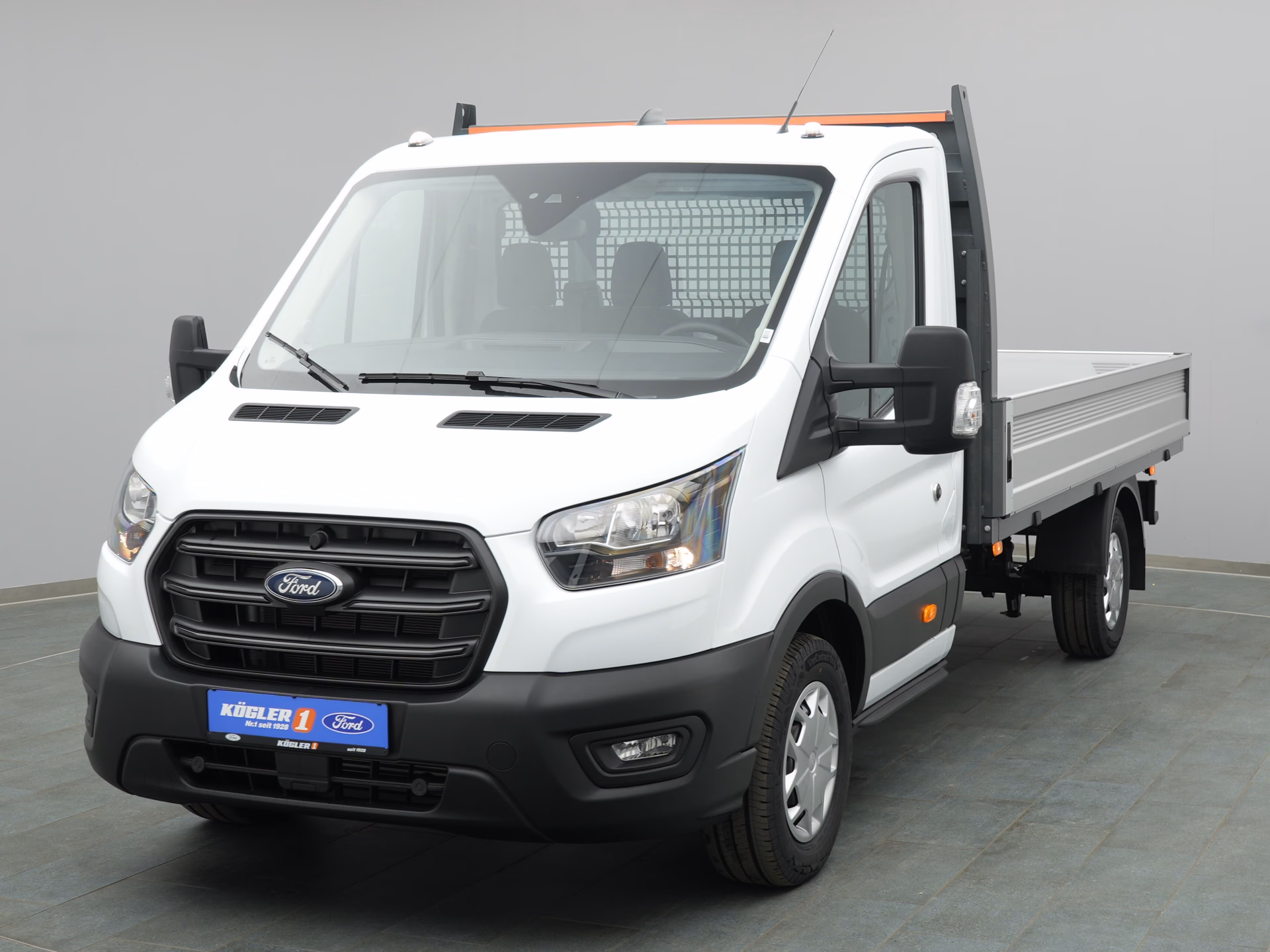 Ford Transit Pritsche EK in weiss