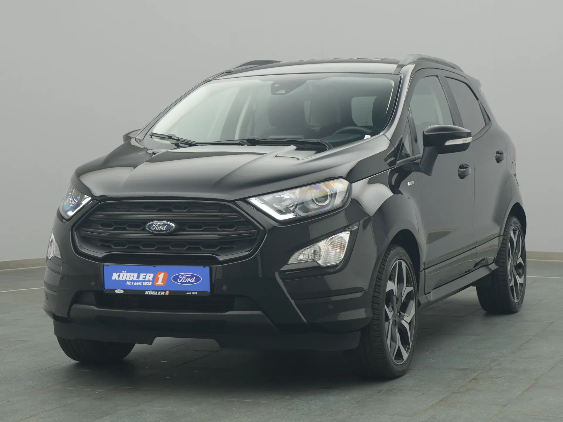 Ford EcoSport ST-Line in schwarz