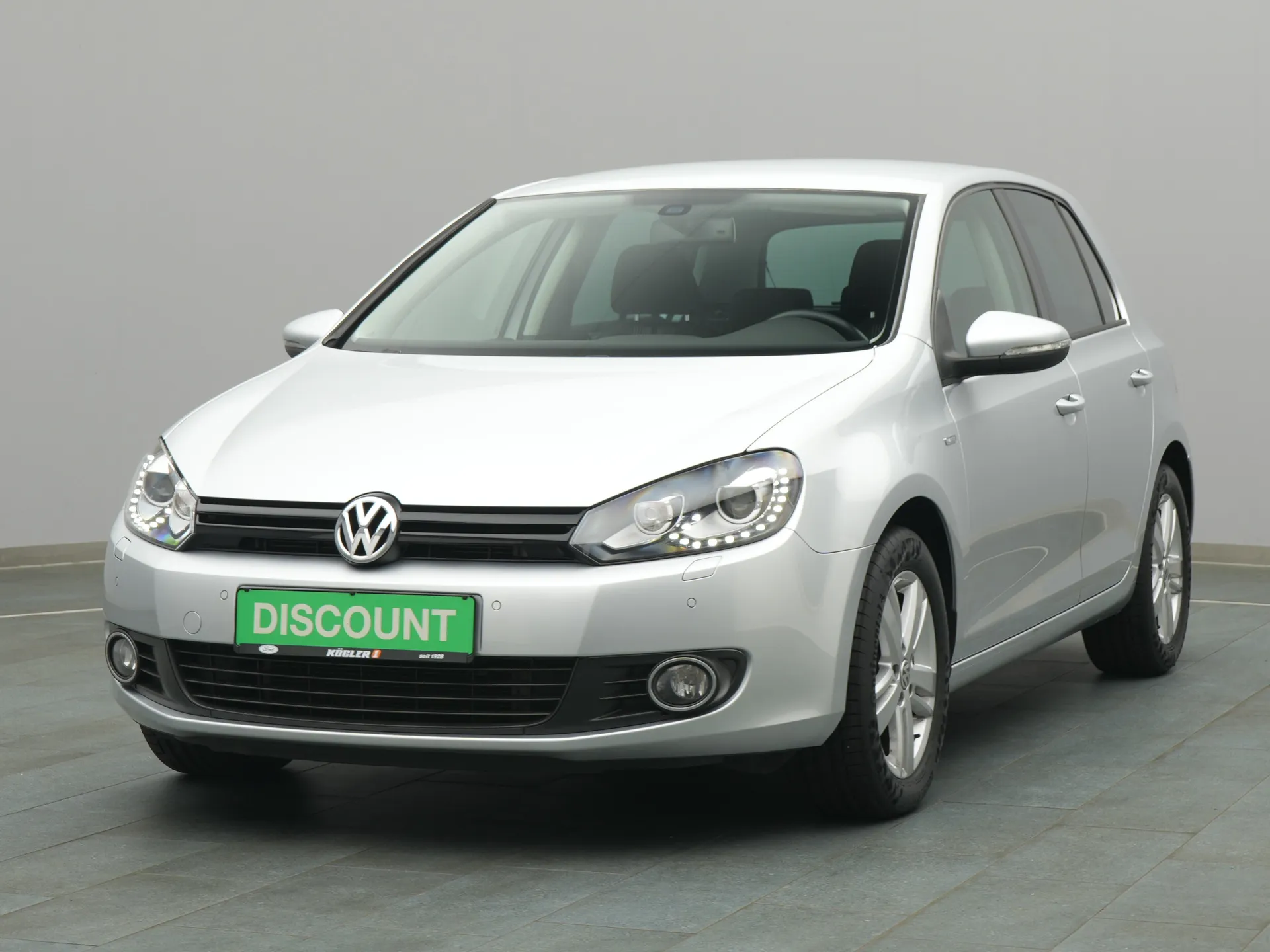 VW Golf VI in silber