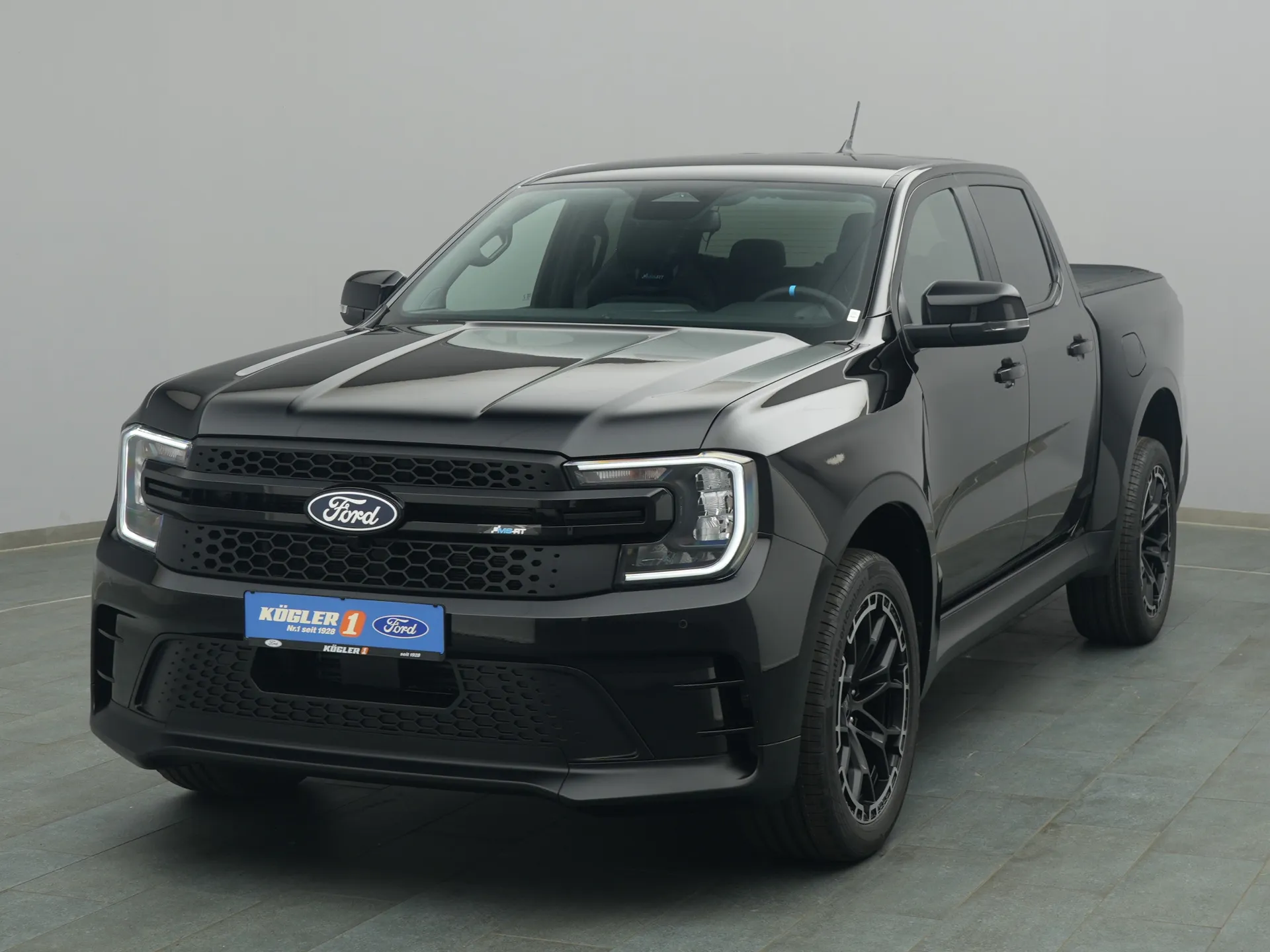 Ford Ranger DoKa MS-RT in schwarz