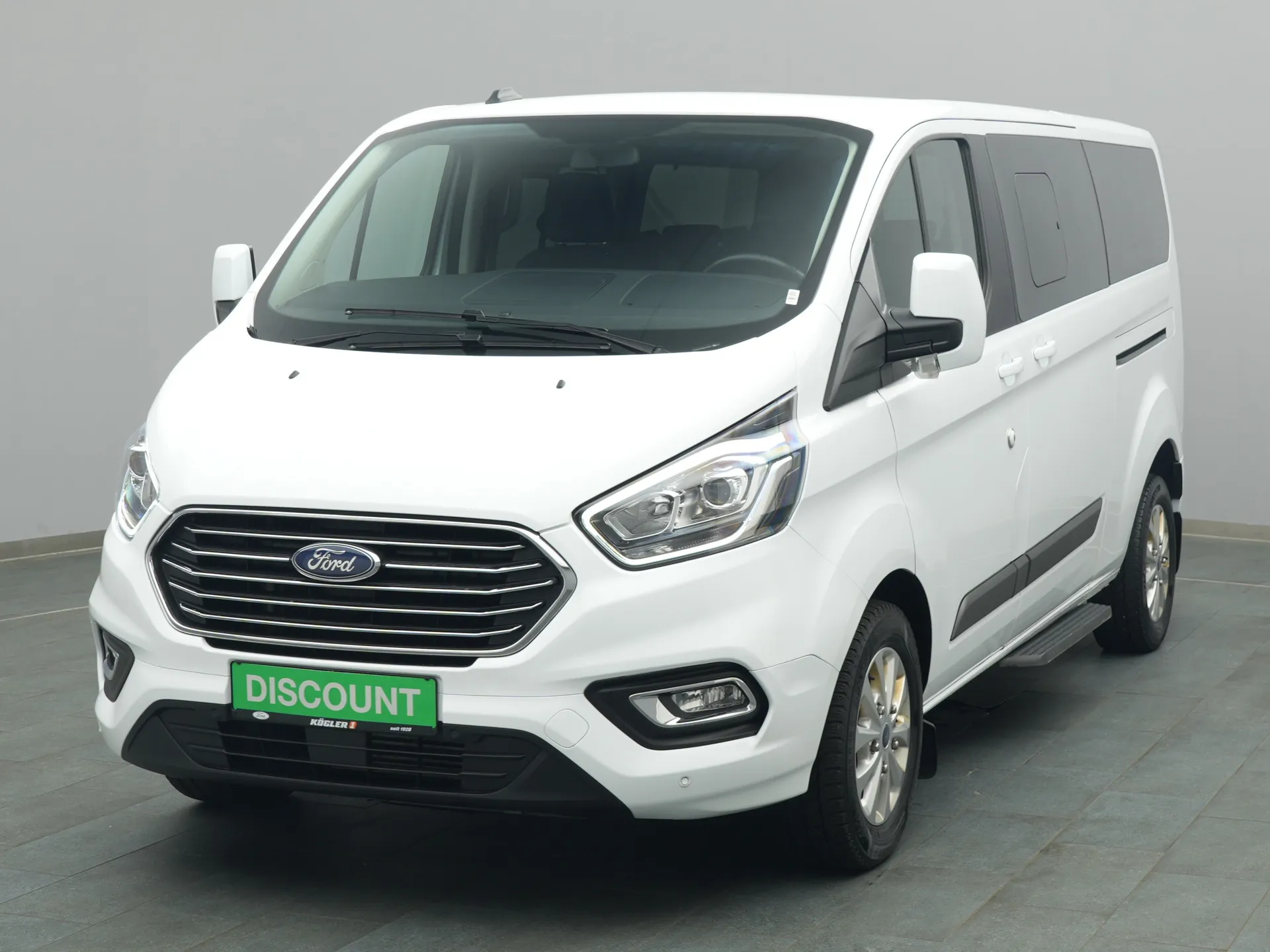 Ford Tourneo Custom Trend in weiss