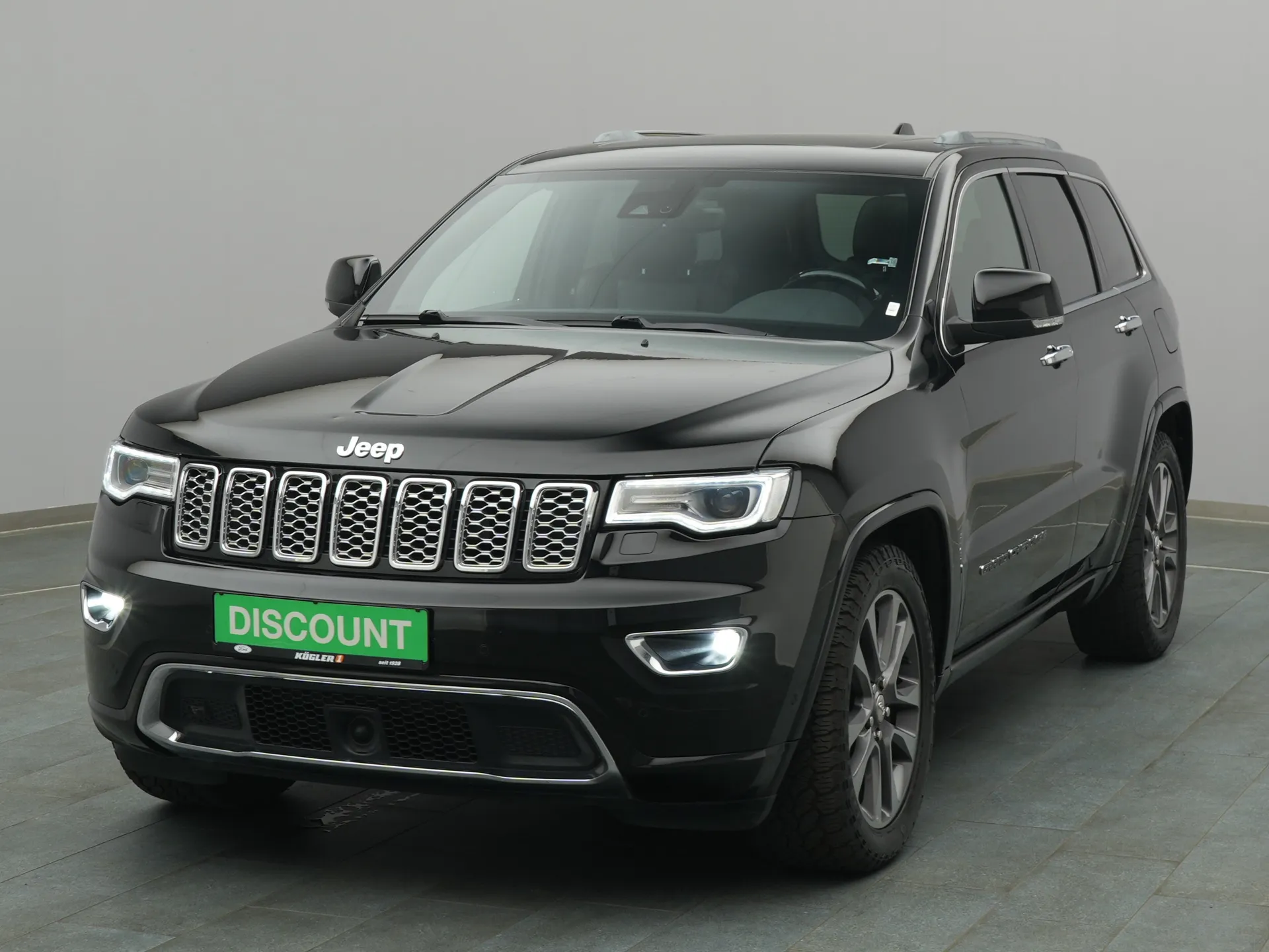 Jeep Grand Cherokee in schwarz