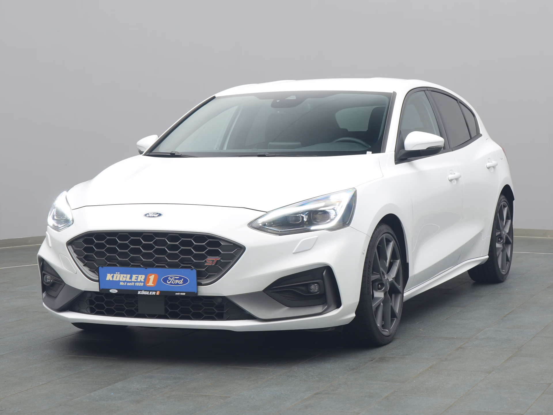 Ford Focus ST in weiss