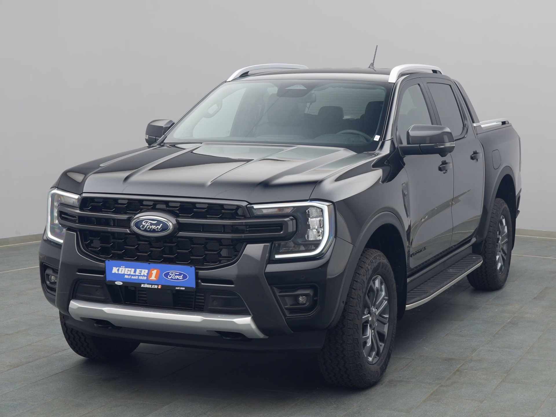 Ford Ranger DoKa Wildtrak in schwarz