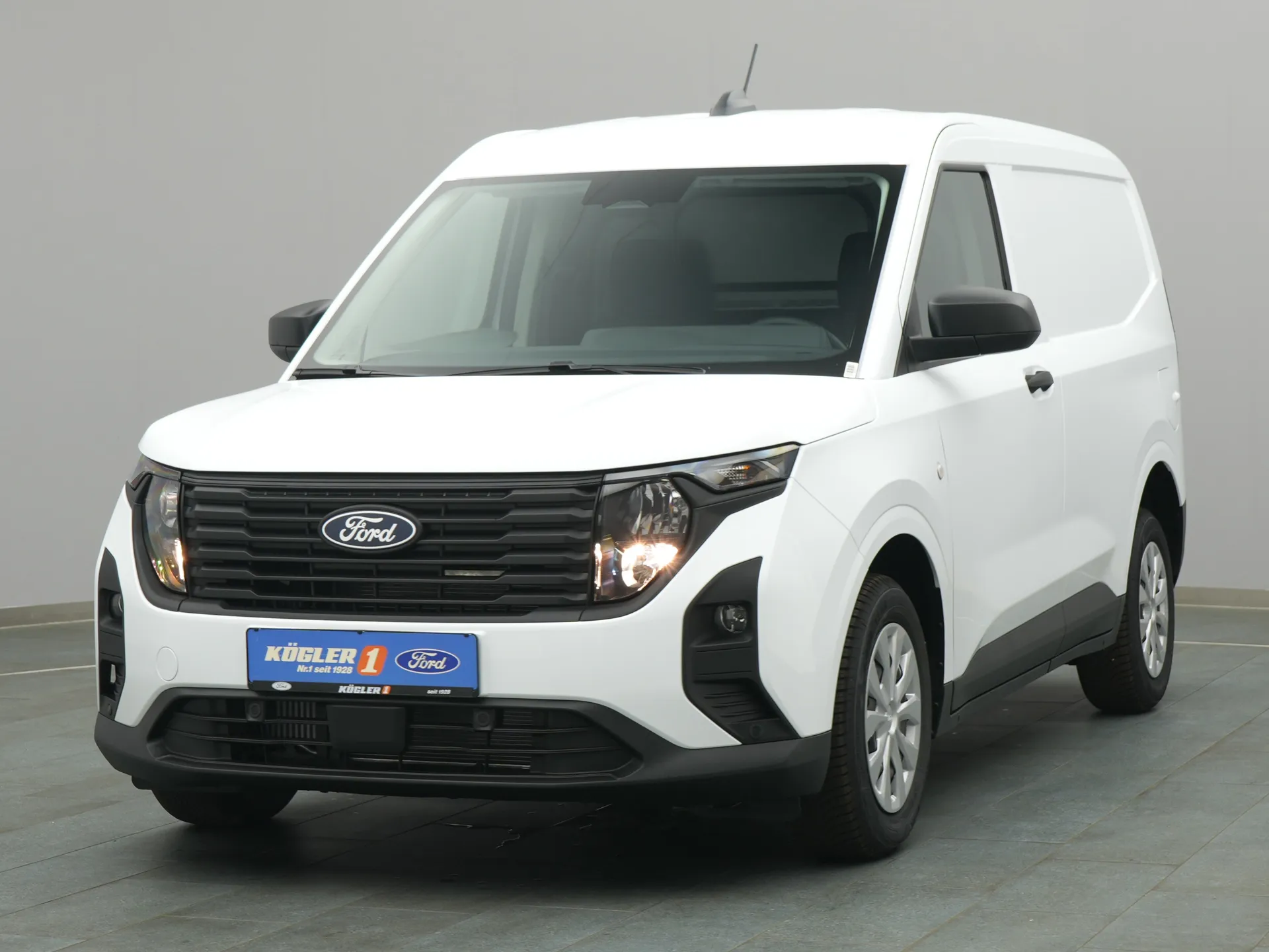 Ford Transit Courier Kasten in weiss