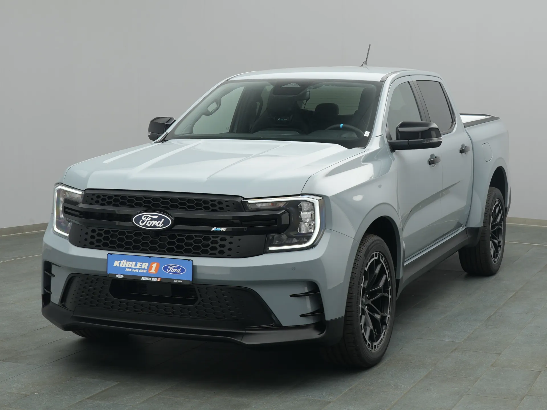 Ford Ranger DoKa MS-RT in grau