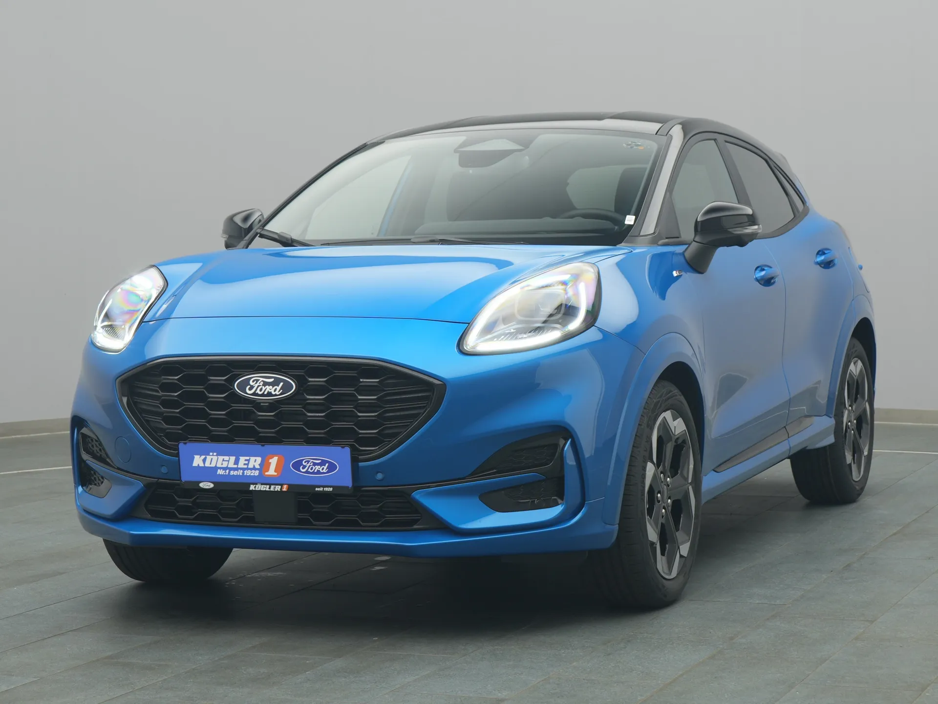Ford Puma ST-Line X in blau