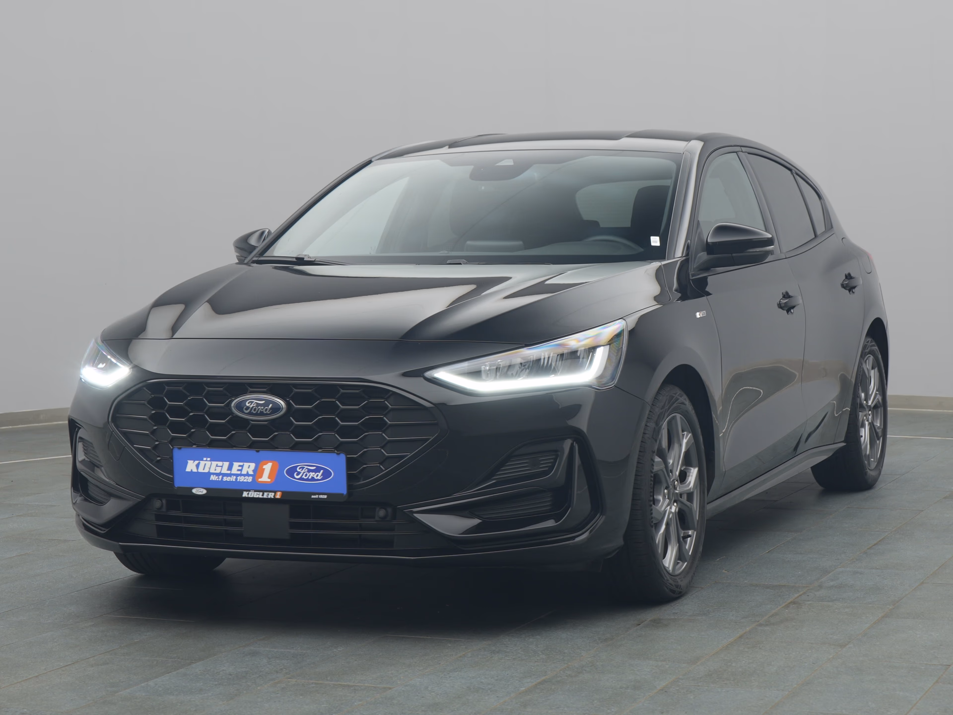 Ford Focus ST-Line in schwarz