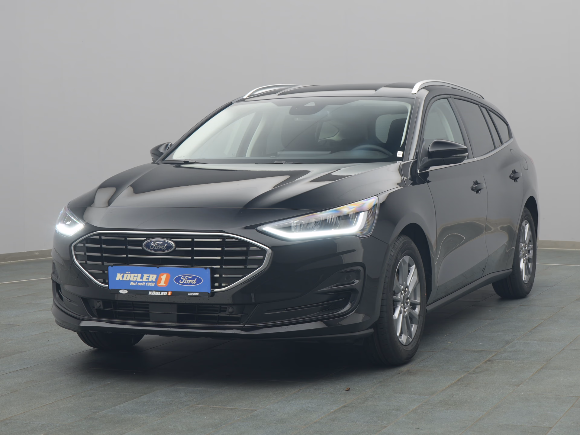 Ford Focus Titanium X in schwarz