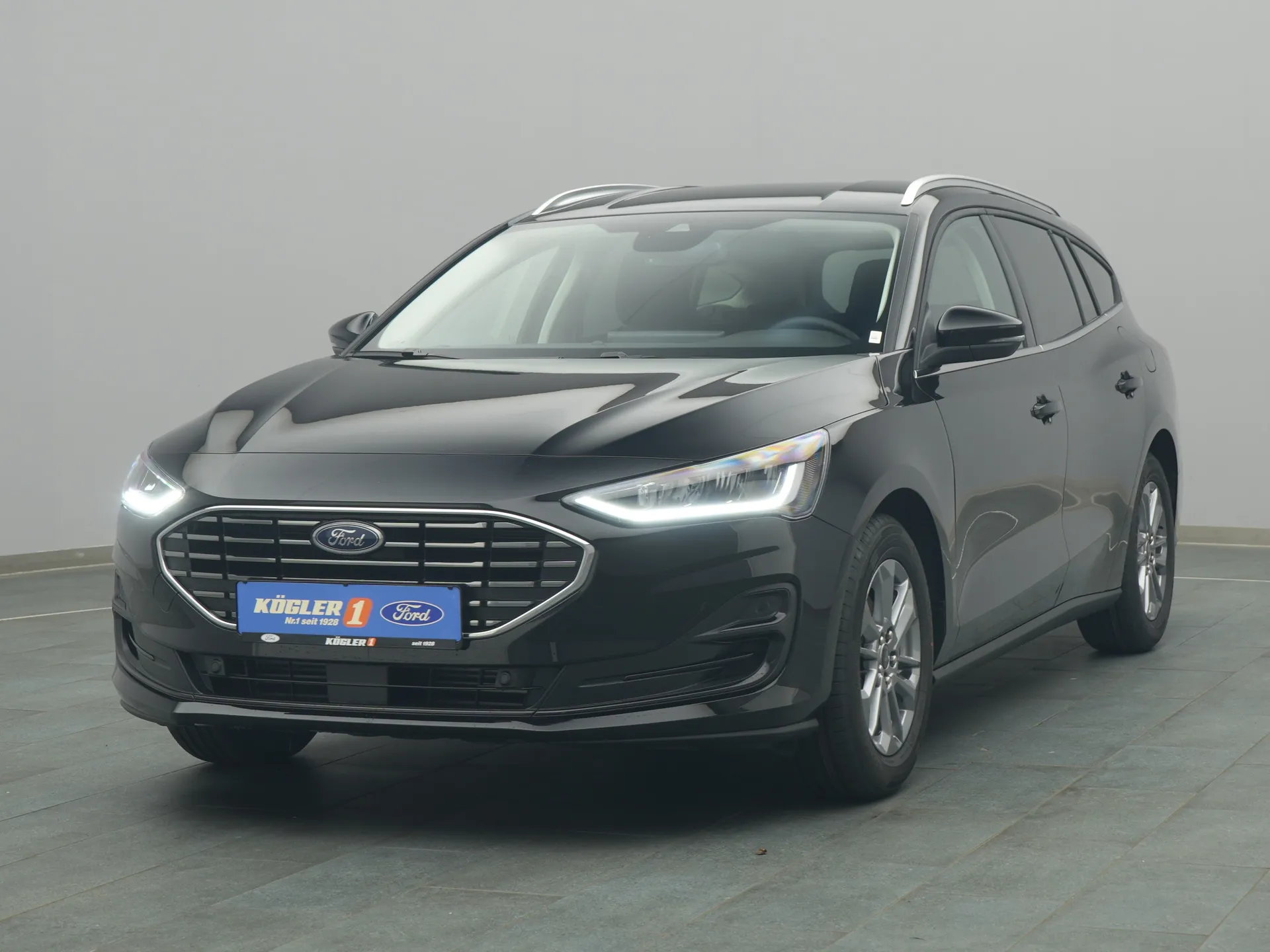 Ford Focus Titanium X in schwarz