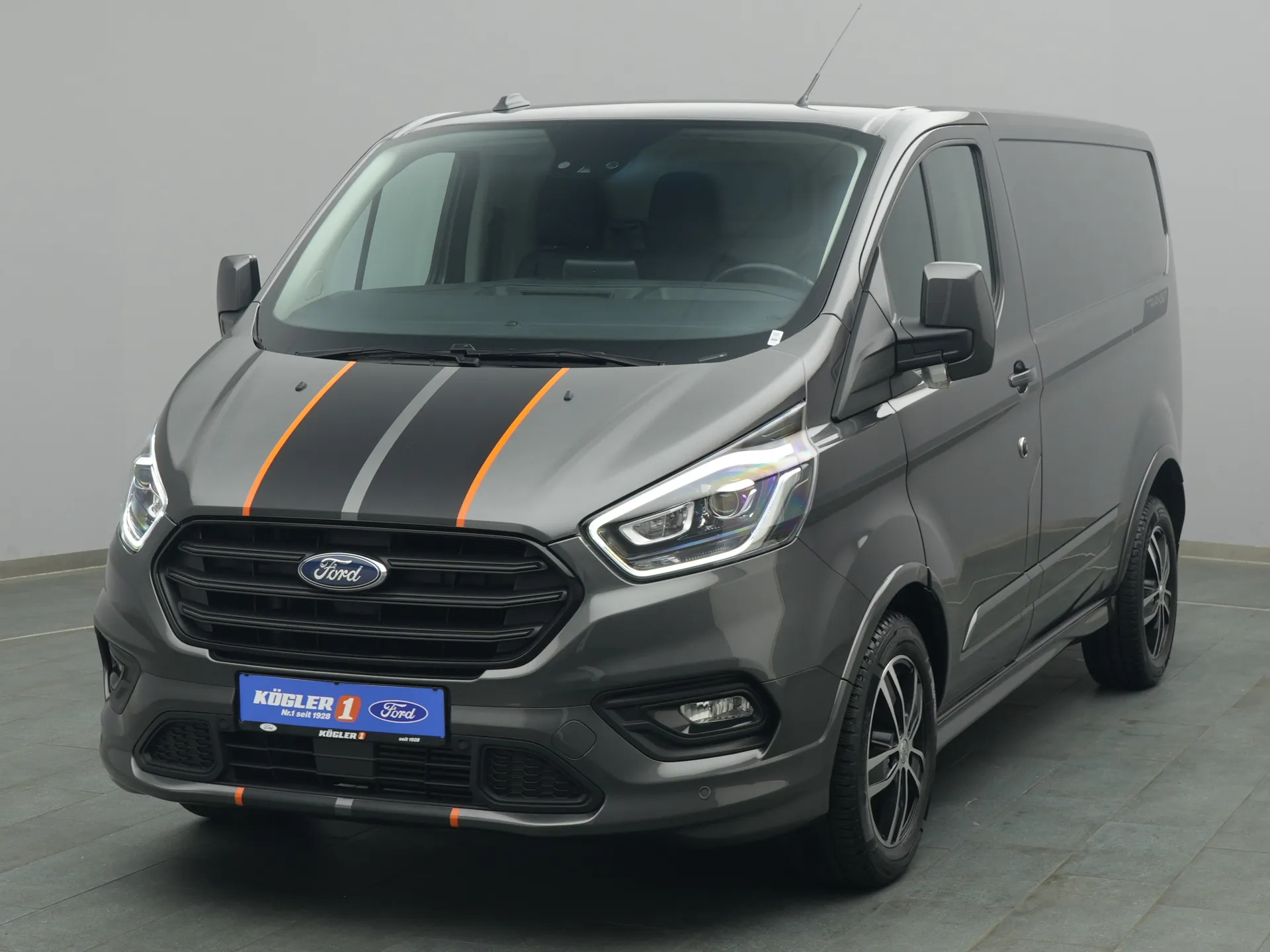 Ford Transit Custom Kasten in grau