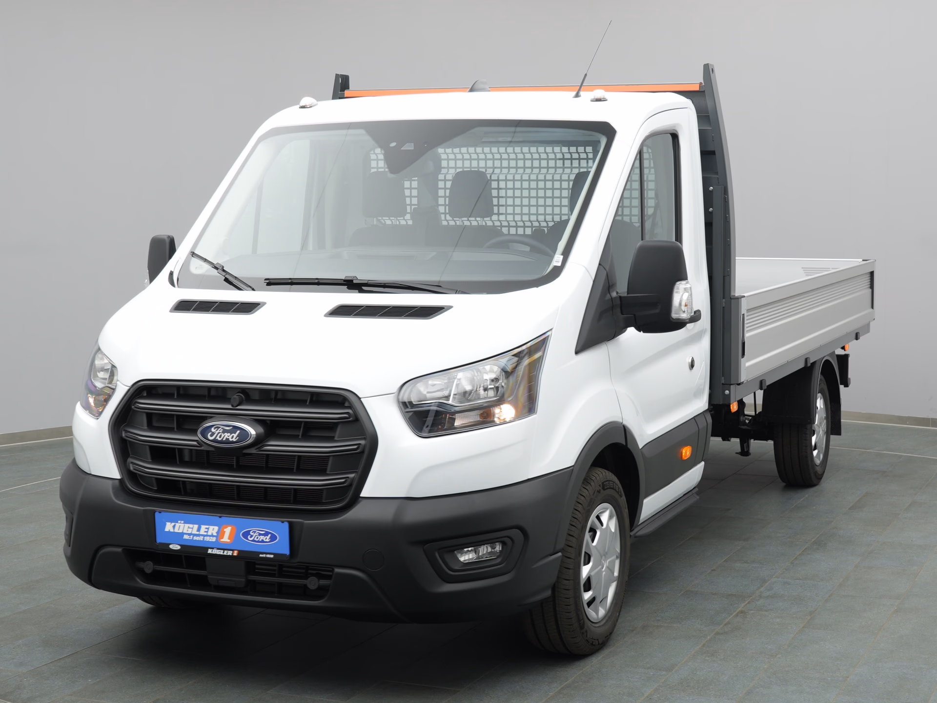 Ford Transit Pritsche EK in weiss