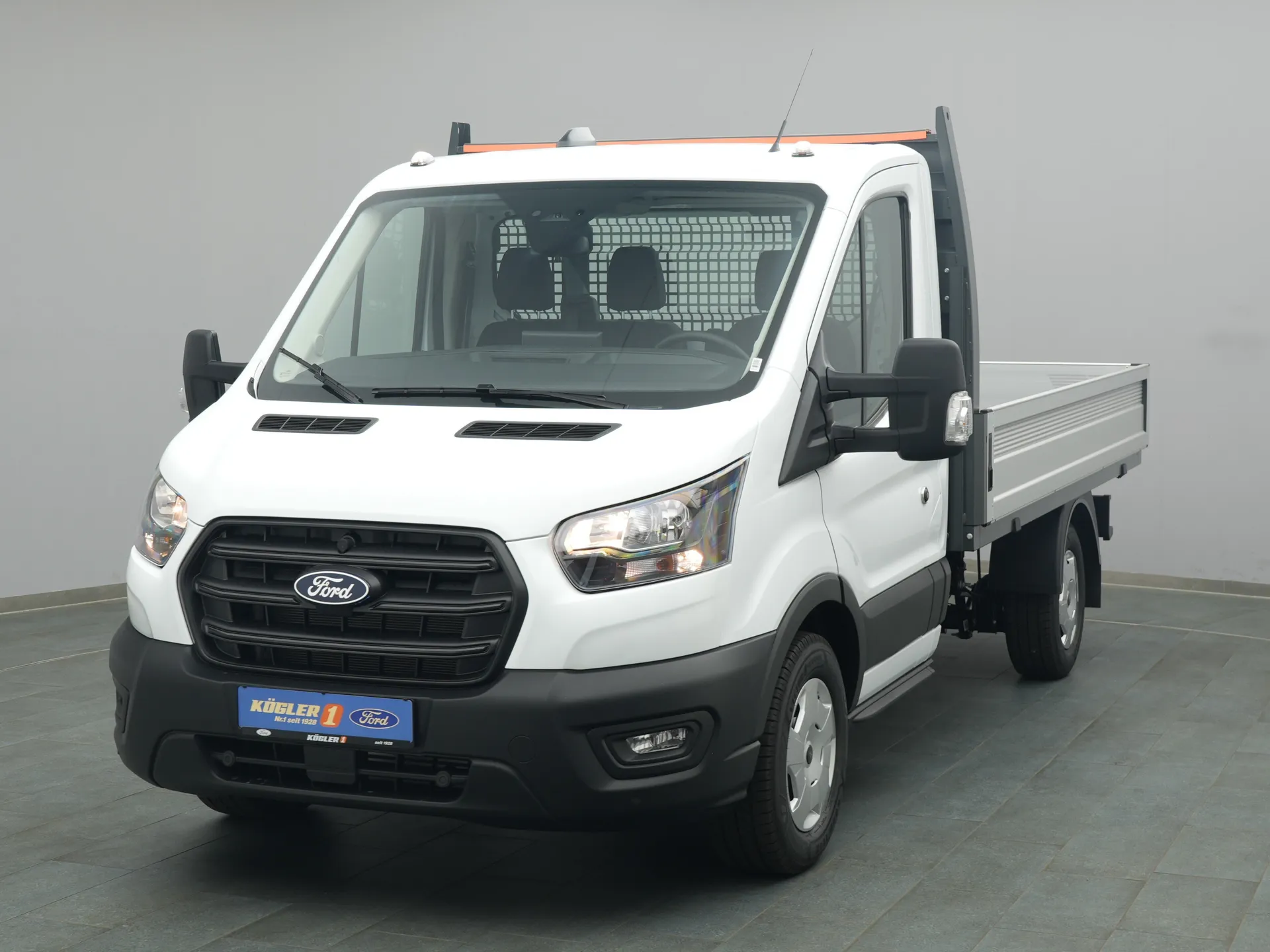 Ford Transit Pritsche EK in weiss