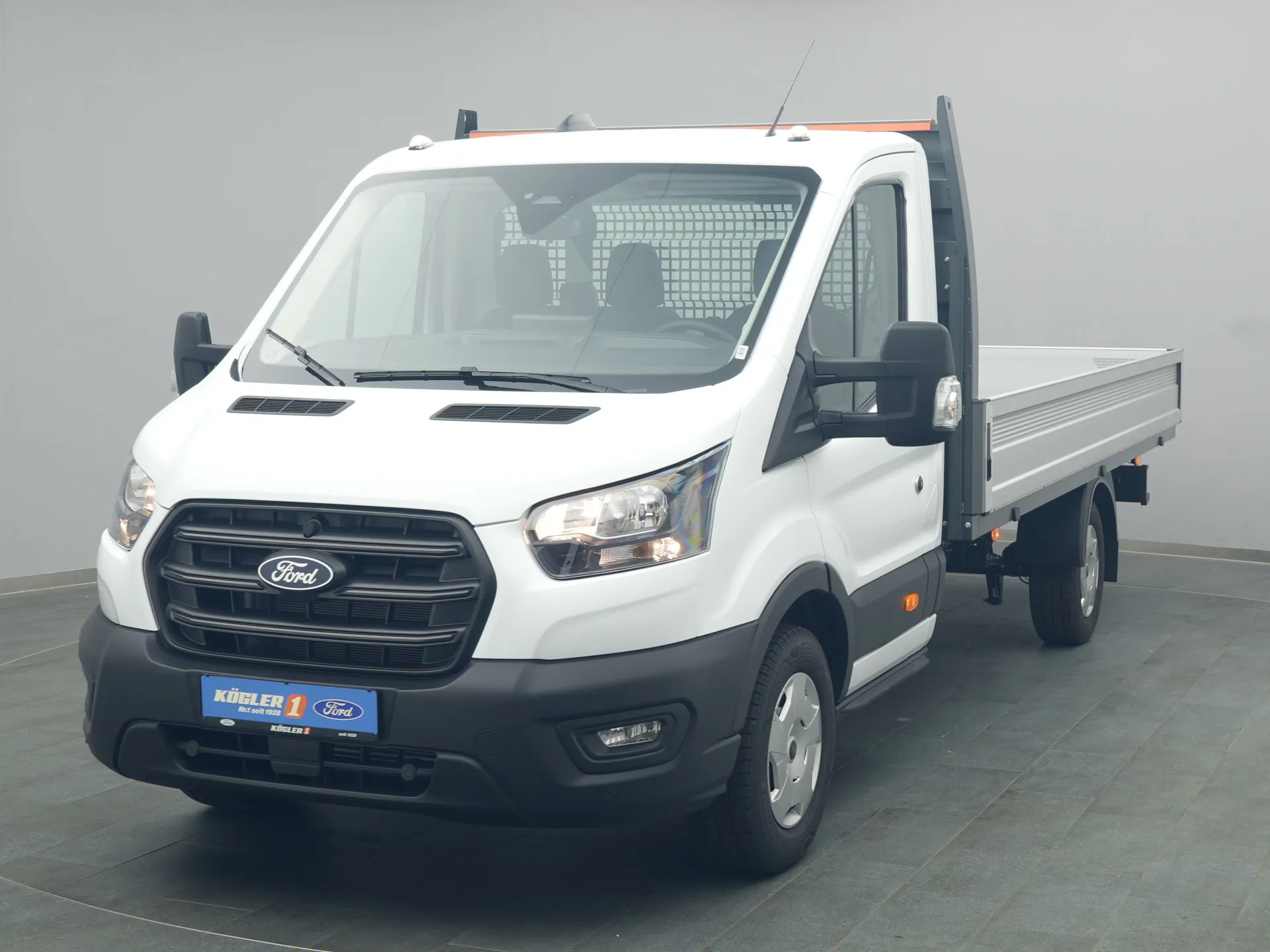 Ford Transit Pritsche EK in weiss