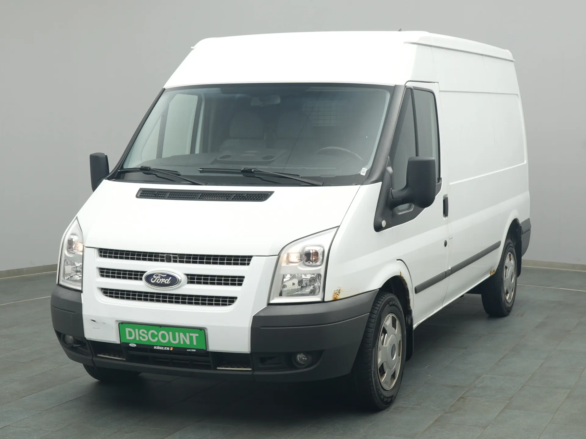 Ford Transit Kasten in weiss