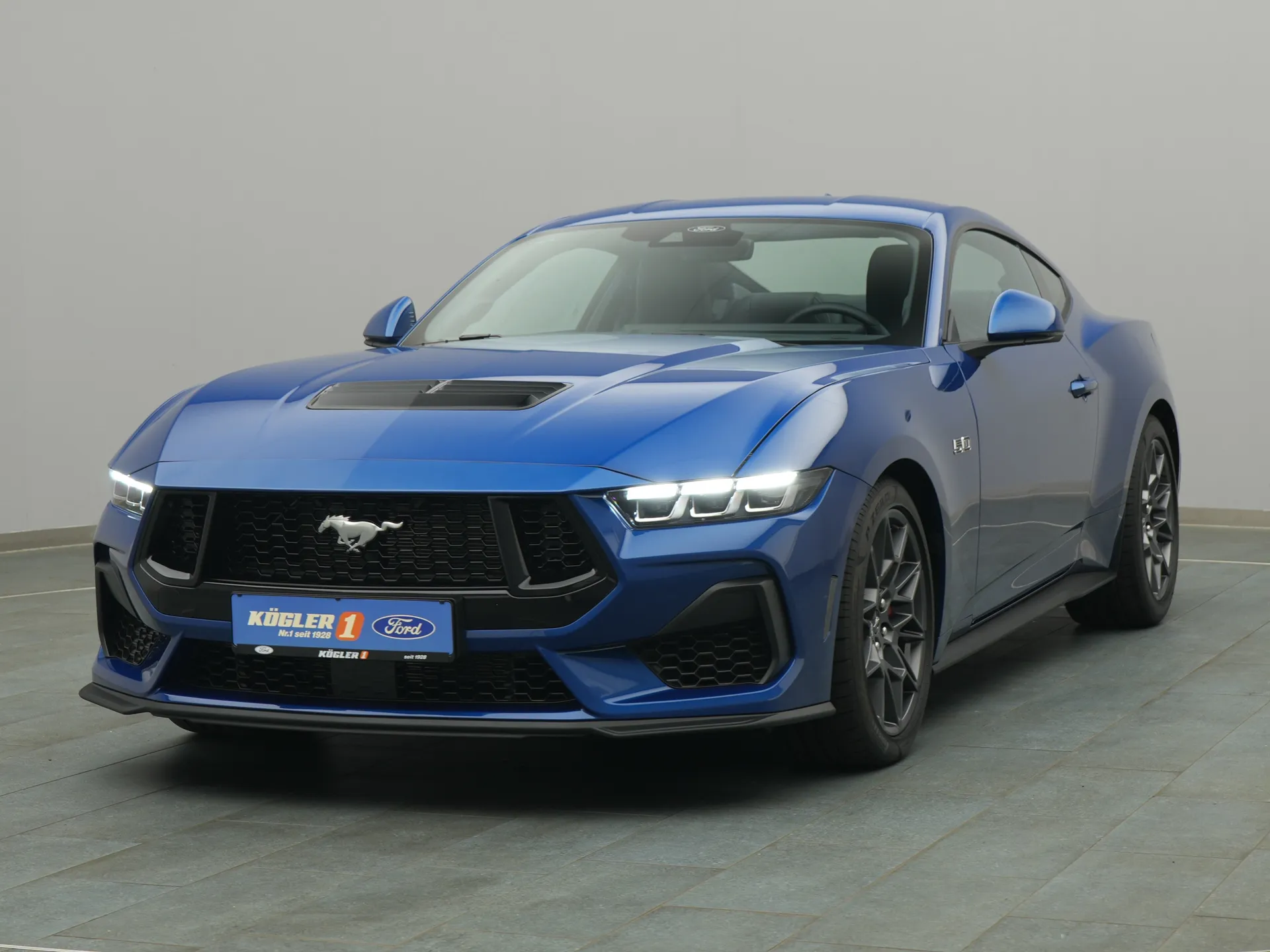 Ford Mustang GT in blau