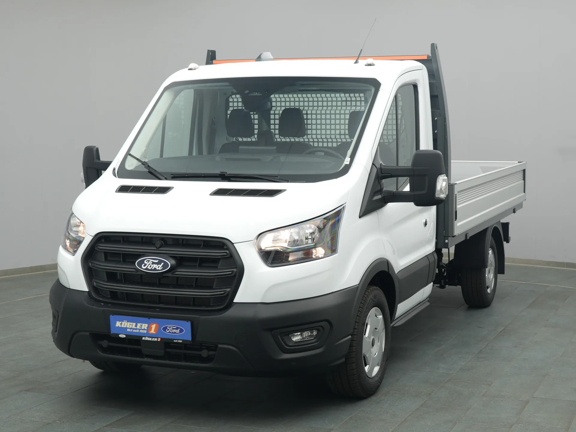 Ford Transit Pritsche EK in weiss