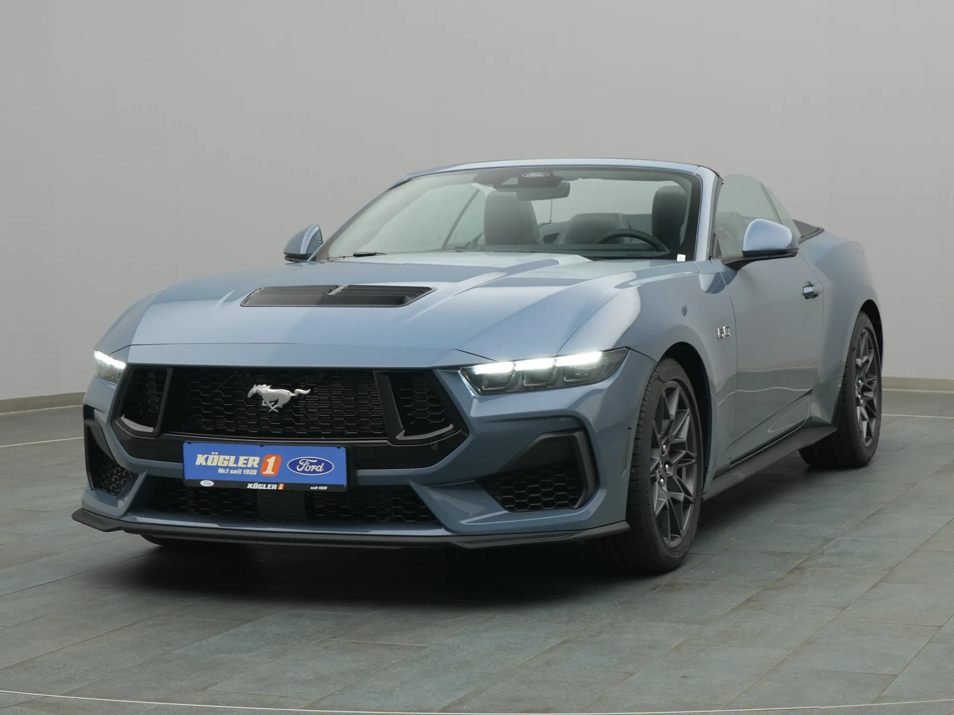 Ford Mustang GT in blau