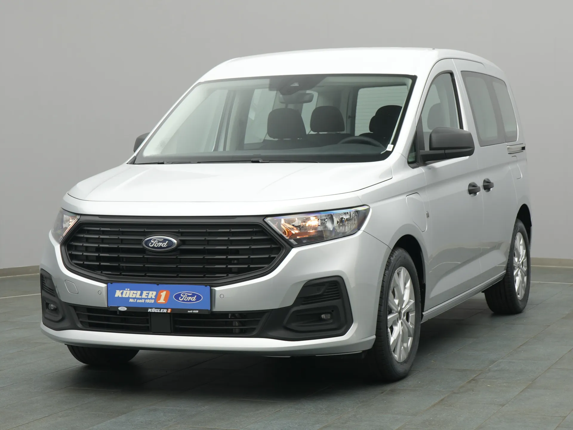 Ford Tourneo Connect Trend in silber