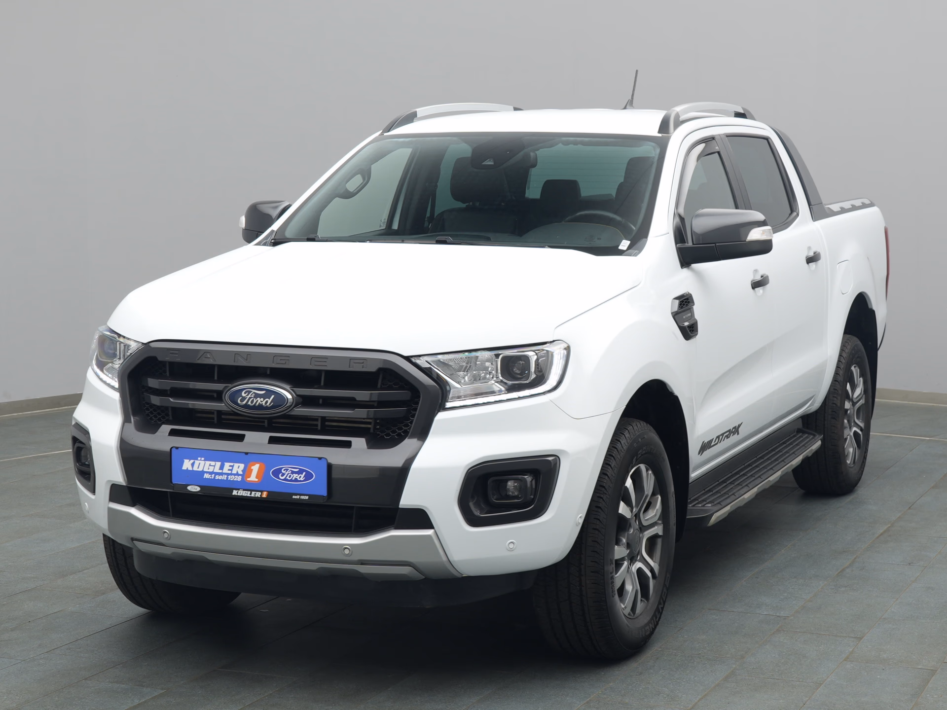 Ford Ranger DoKa Wildtrak in weiss