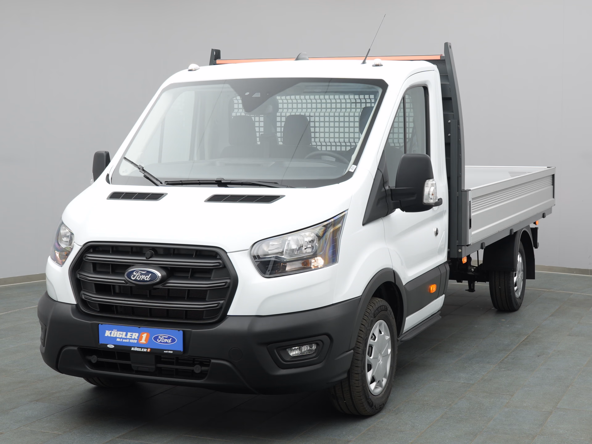 Ford Transit Pritsche EK in weiss