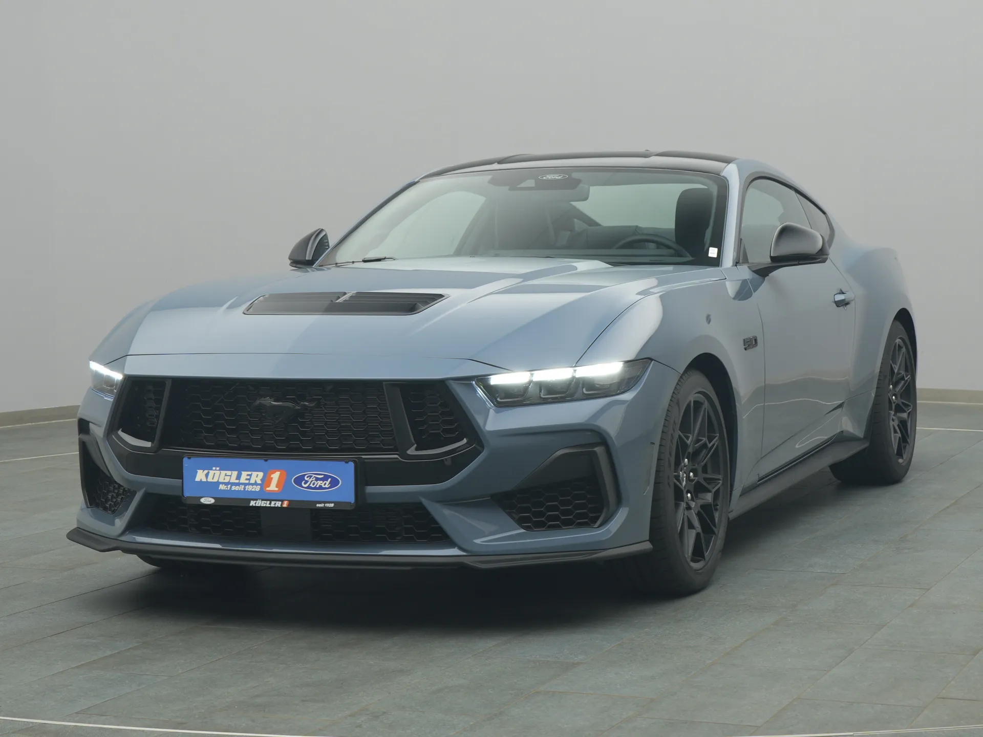 Ford Mustang GT in blau
