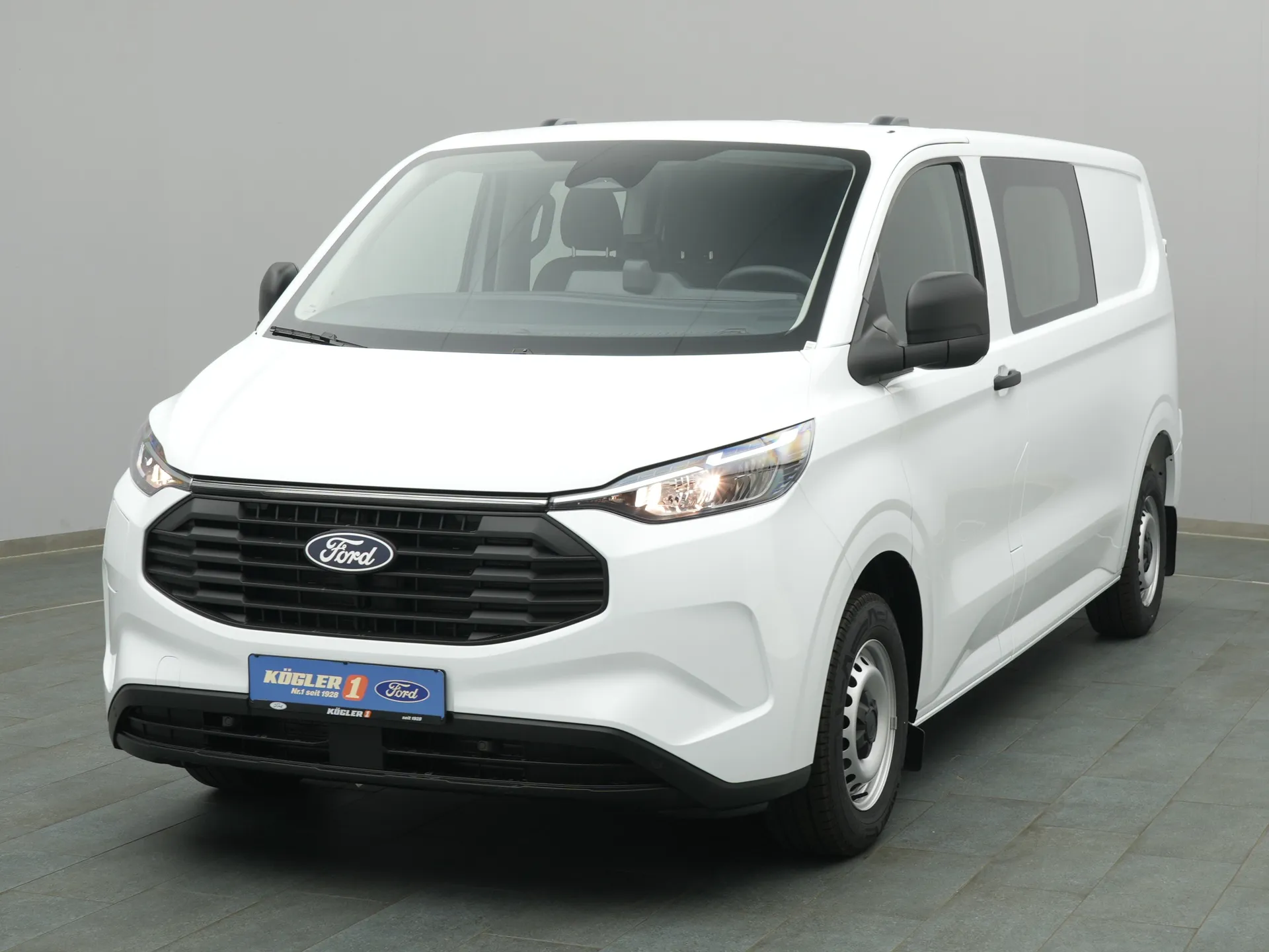 Ford Transit Courier Kasten in weiss