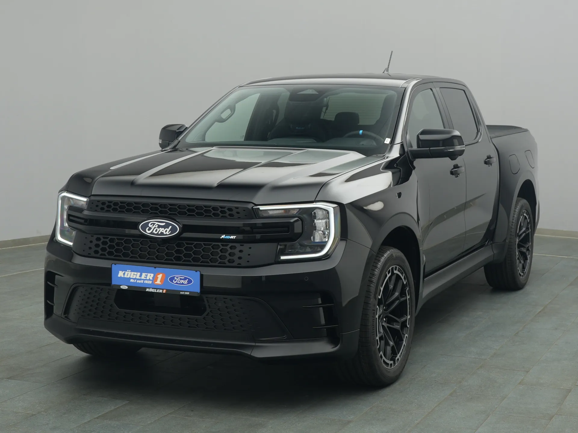 Ford Ranger DoKa MS-RT in schwarz