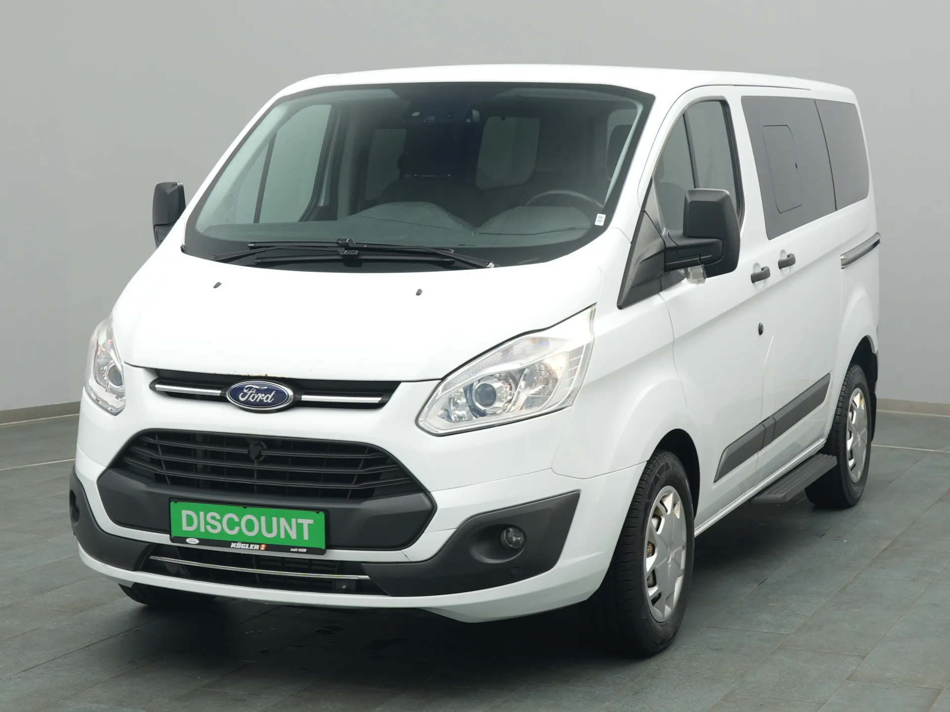 Ford Tourneo Custom Trend in weiss