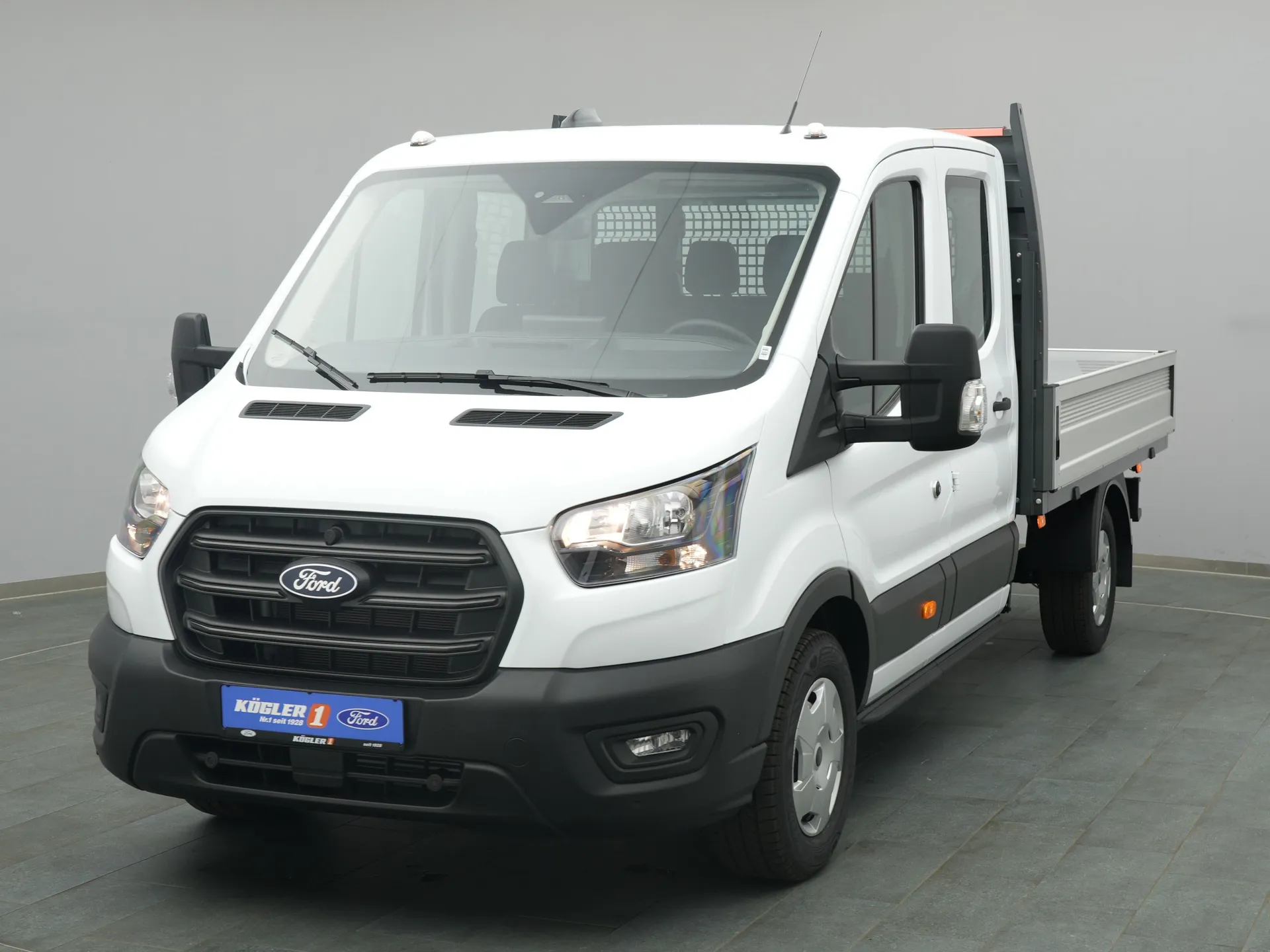 Ford Transit Pritsche Doka in weiss