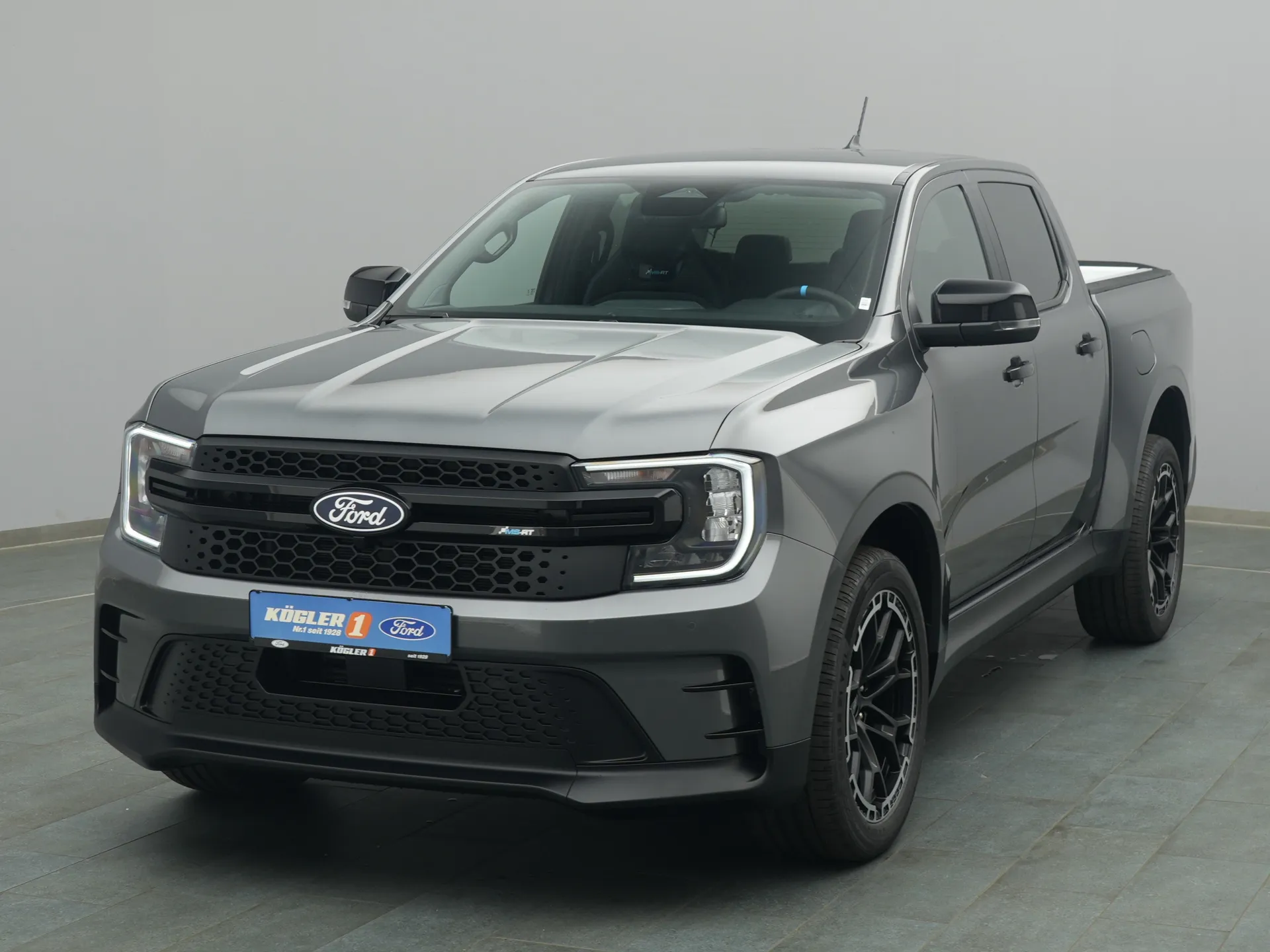 Ford Ranger DoKa MS-RT in grau