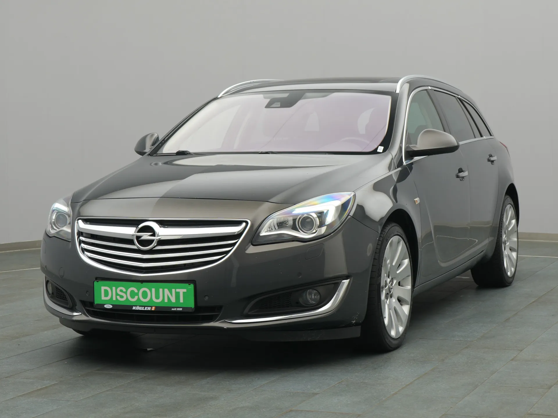 Opel Insignia in grau