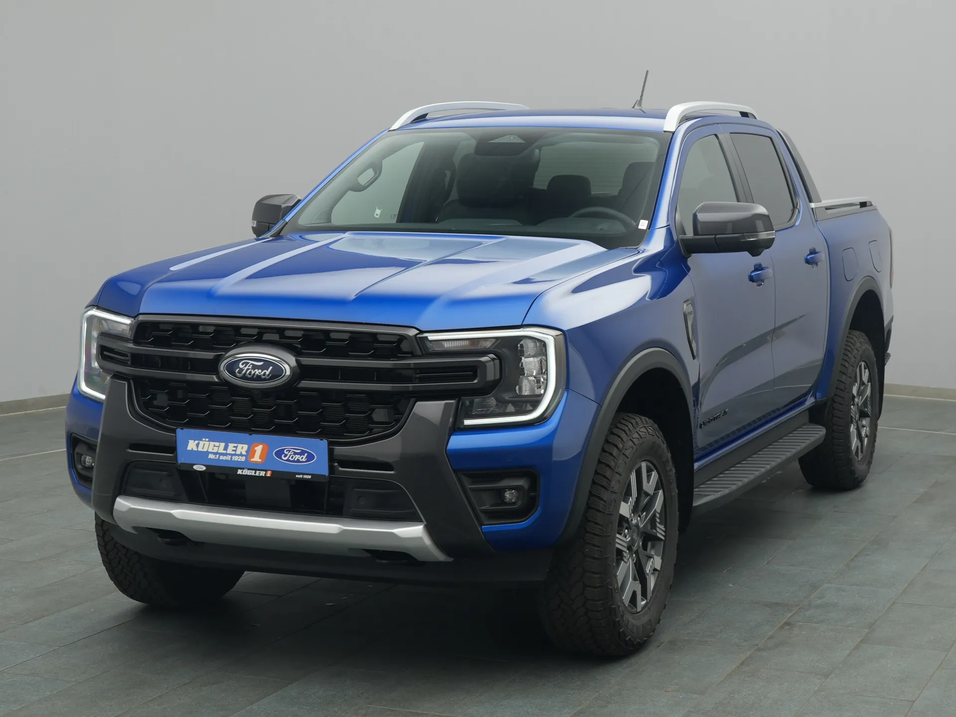 Ford Ranger DoKa Wildtrak in blau
